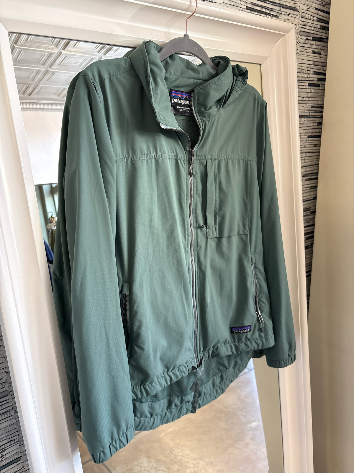 patagonia Size M Green Jacket