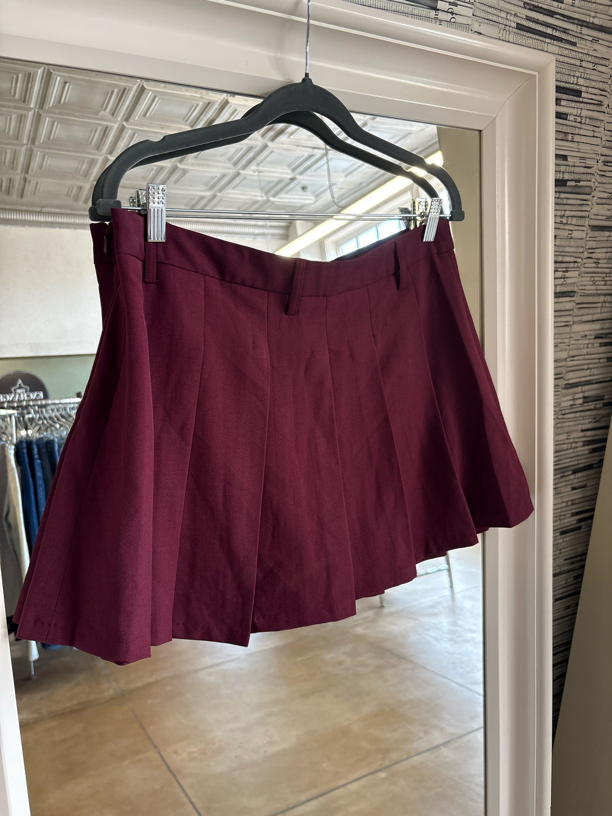 Steve Madden Size 10 Maroon Skirt
