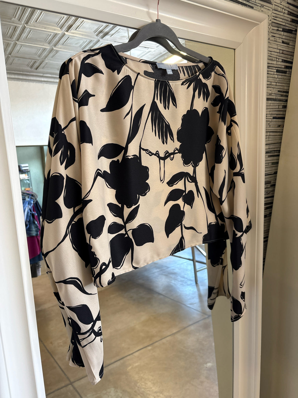 ANTONIO MELANI Size M Beige/Black Top