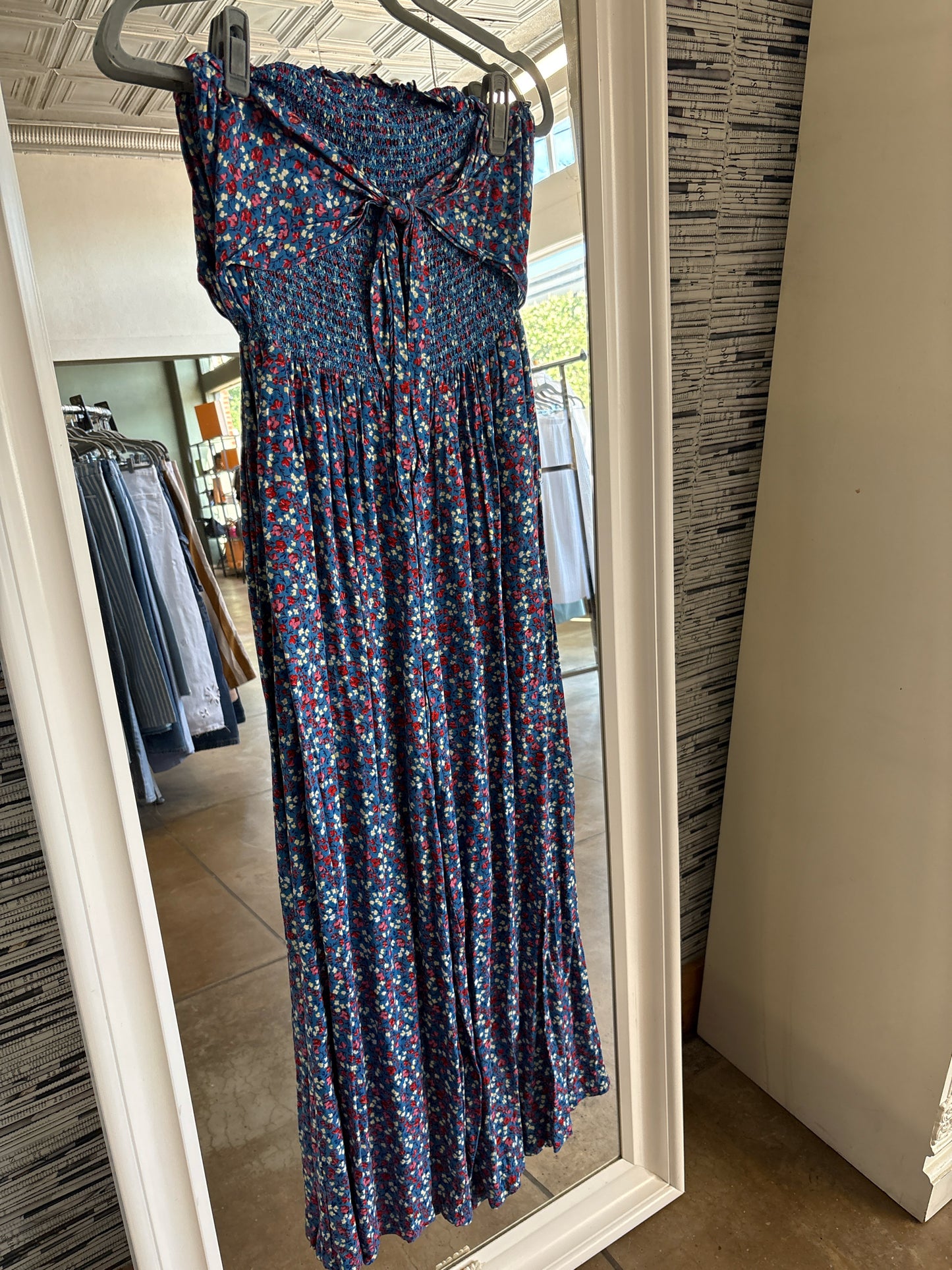 Patrons of Peace Size M blue multi Romper