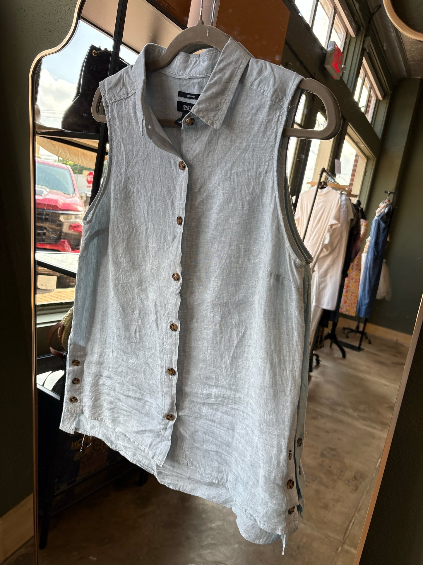 Jones & Co Size M Blue Top
