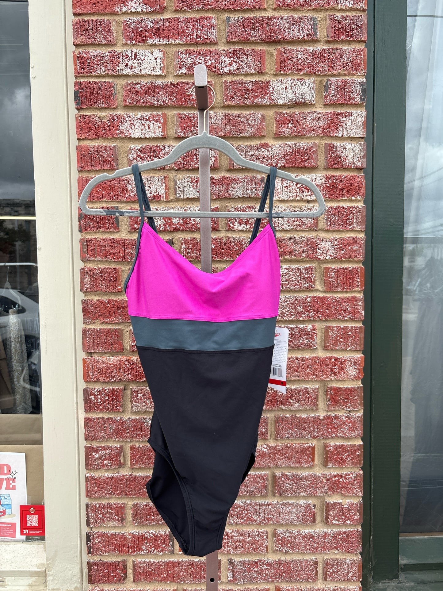 Speedo Size 8 Black/Pink Swimwear