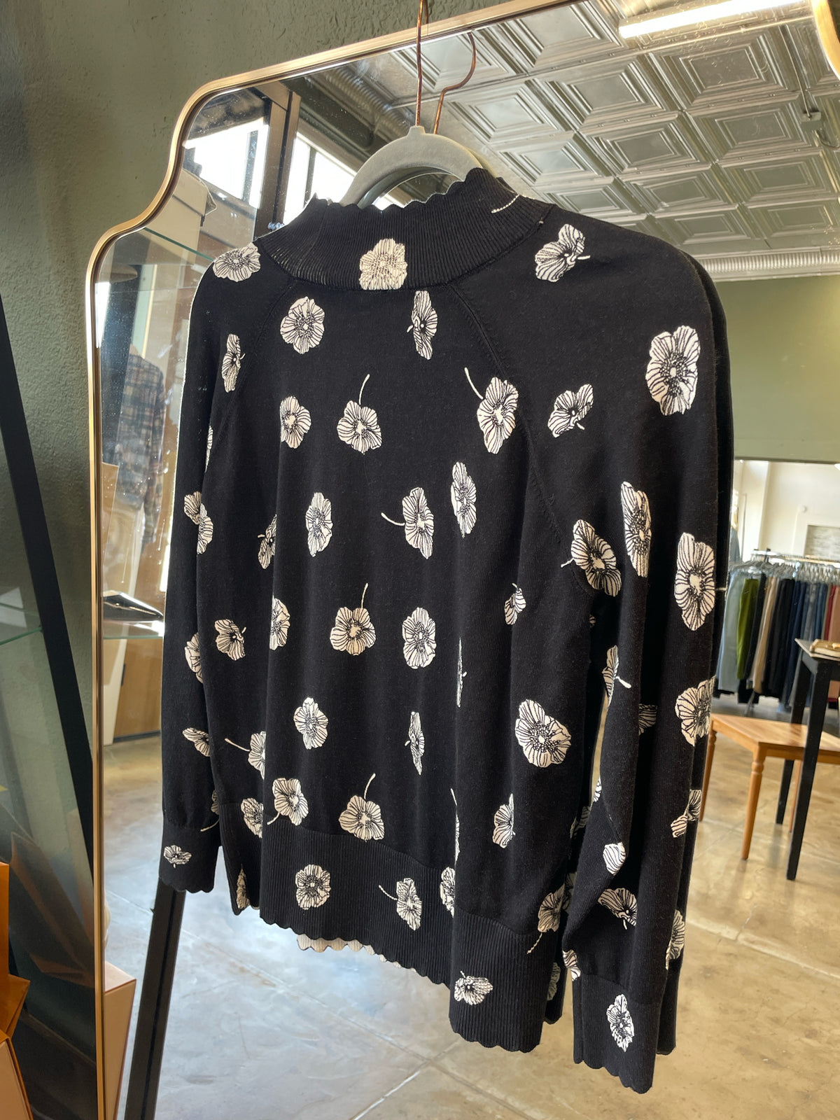 TALBOTS Size M Black & White Print Top