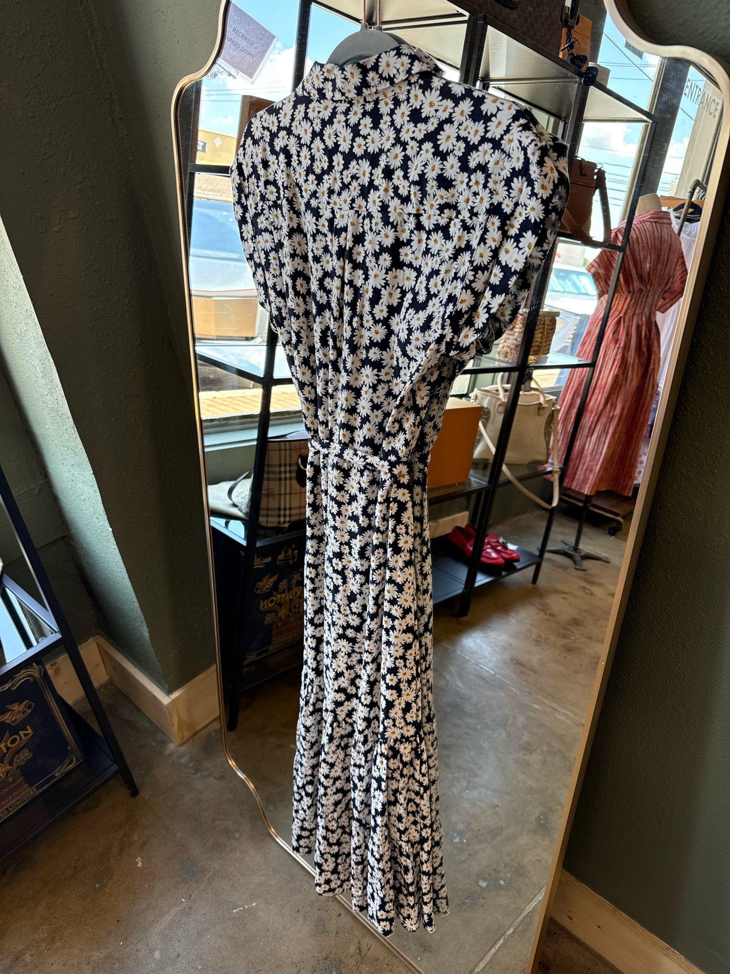 ANN TAYLOR Size 6 Navy/White Dress