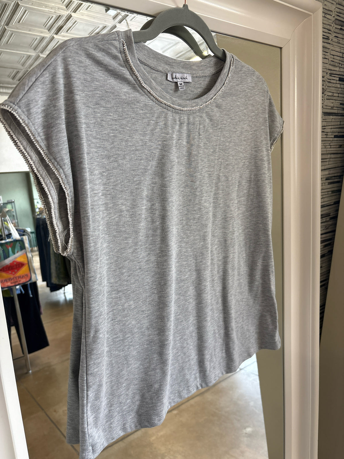 WHITE BIRCH Size M Gray Top