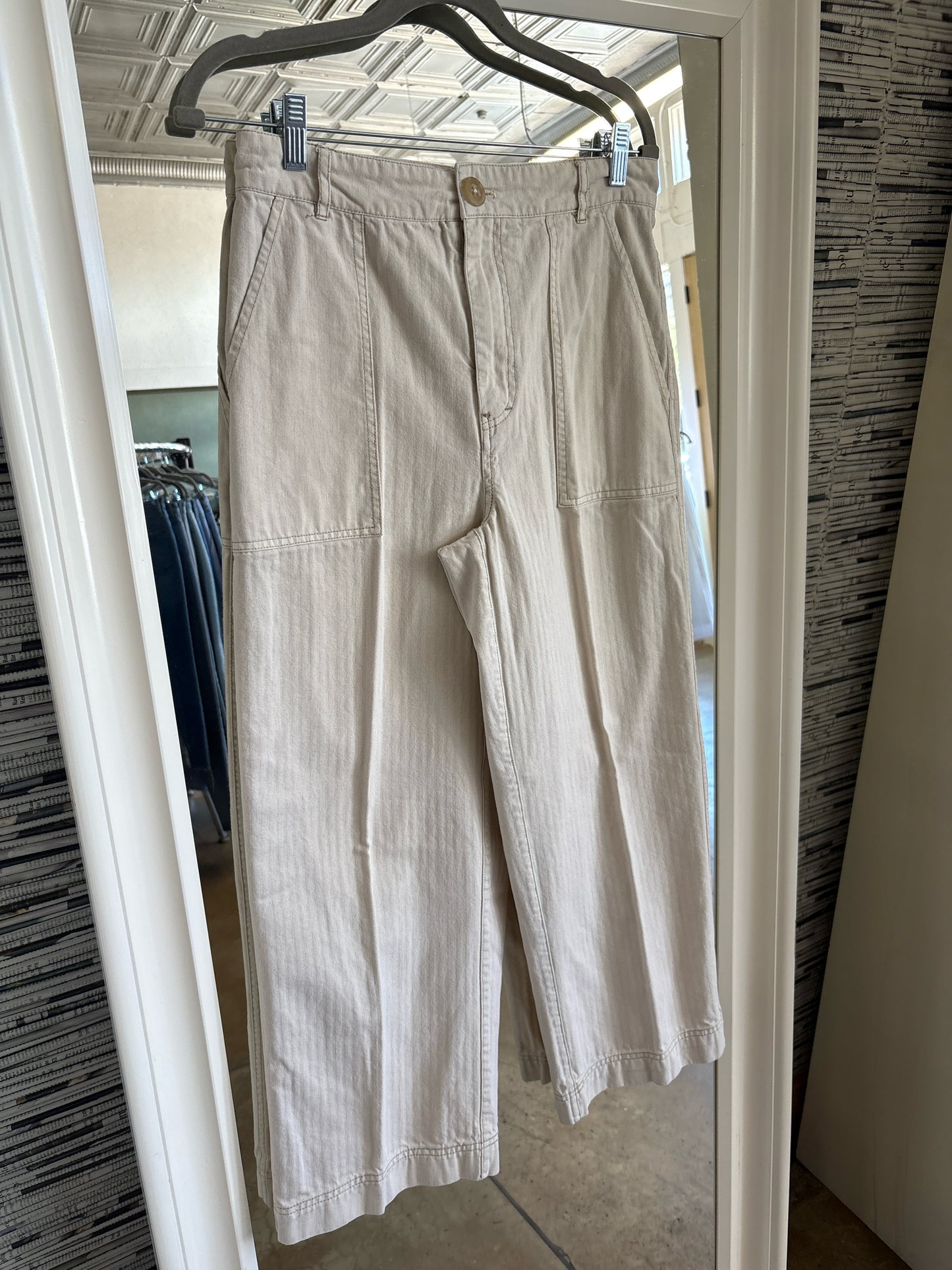 free people Size 6 Cream Pants