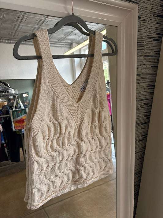 ZARA Size M off white Vest