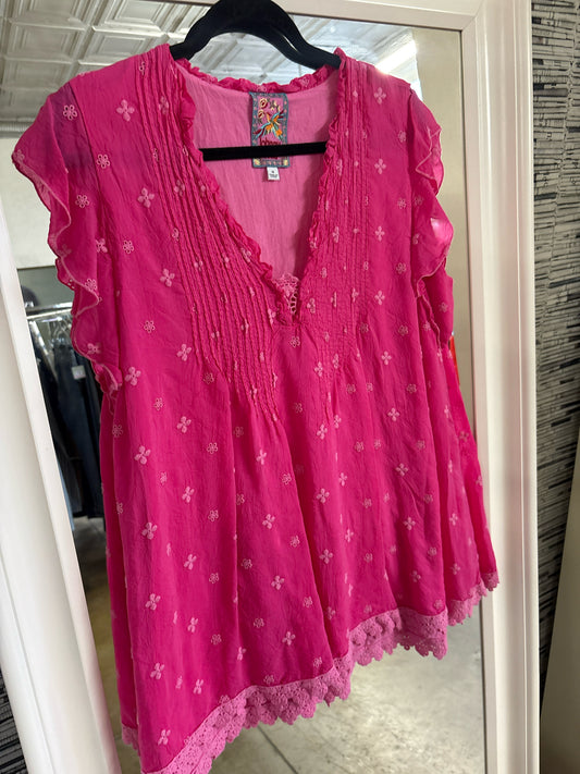 Johnny Was Size M Pink Top