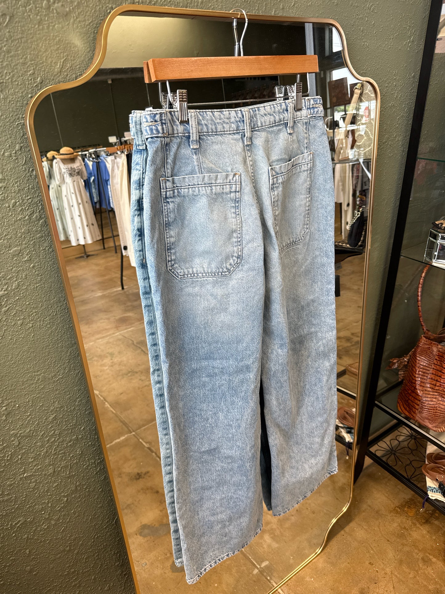 We The Free Size 27 Denim Jeans