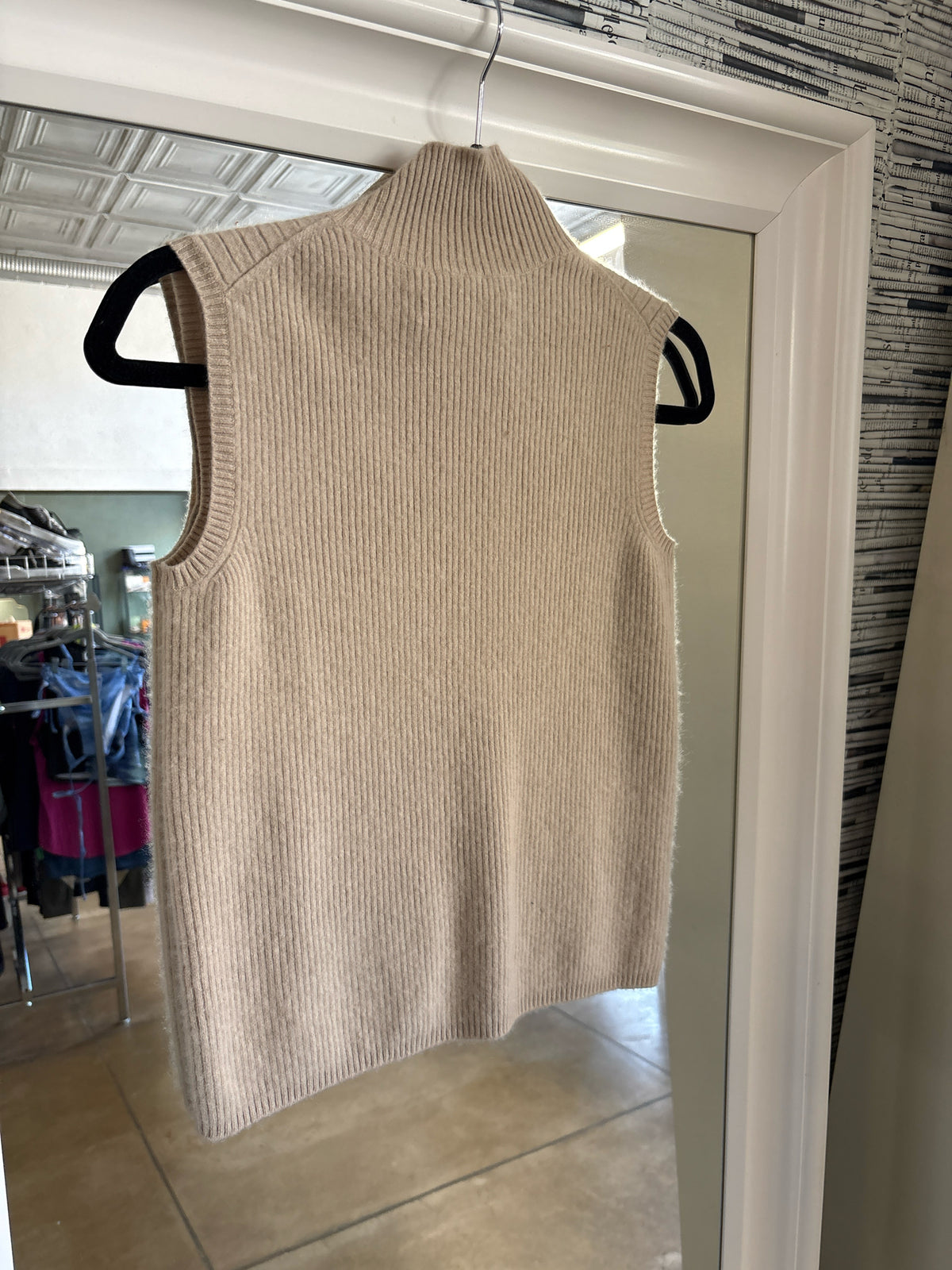 Collection Fify Nine Size M Beige Vest