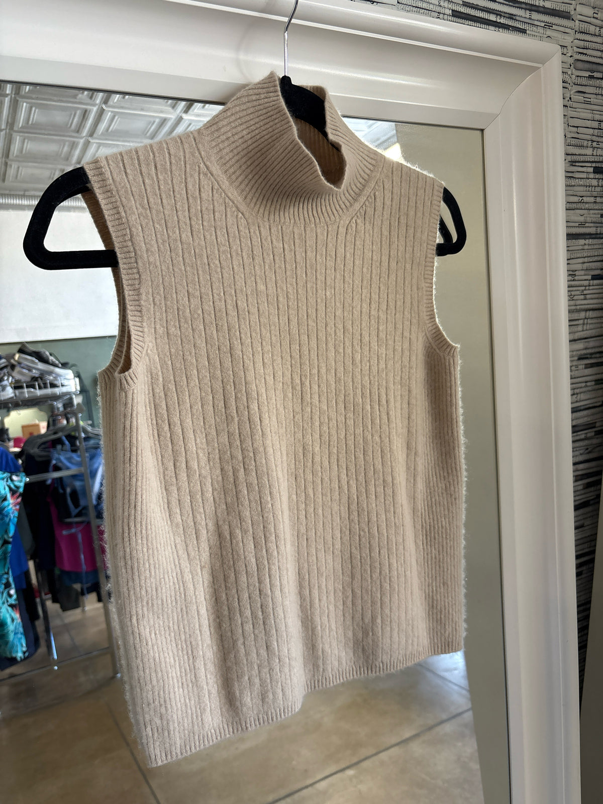 Collection Fify Nine Size M Beige Vest