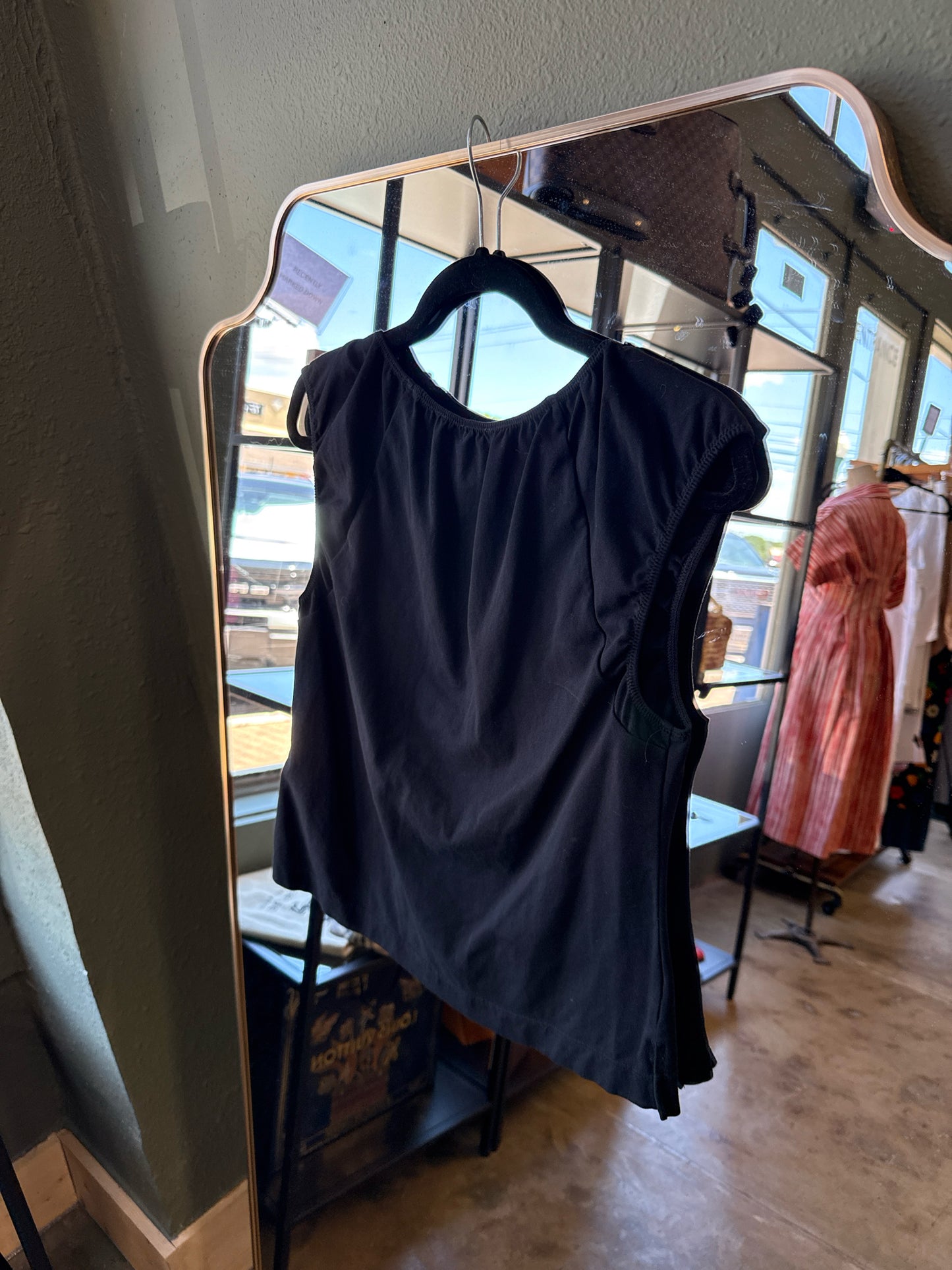 Intimately Size L Black Top