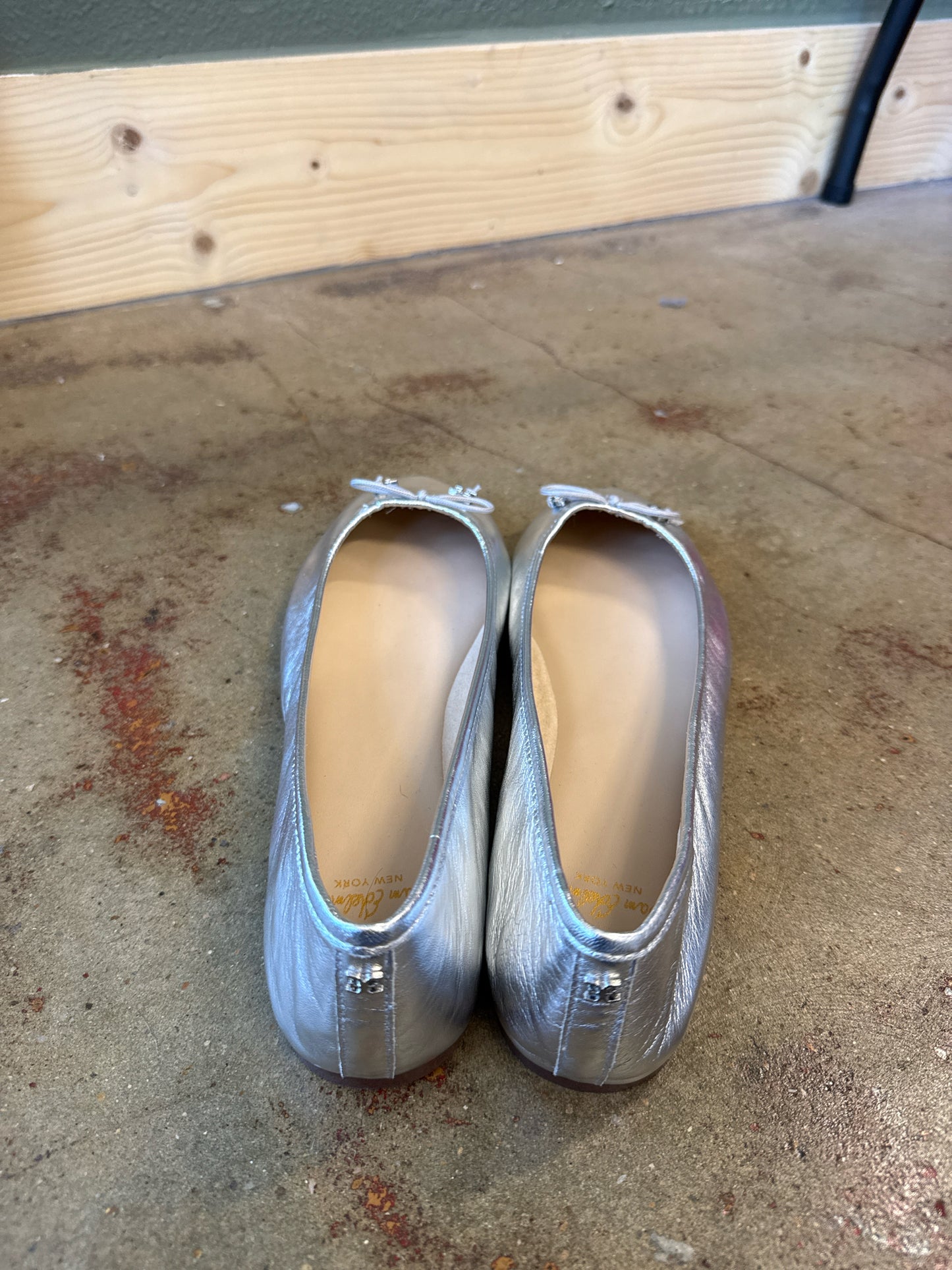 Sam Edelman Shoe Size 10 Silver Flats