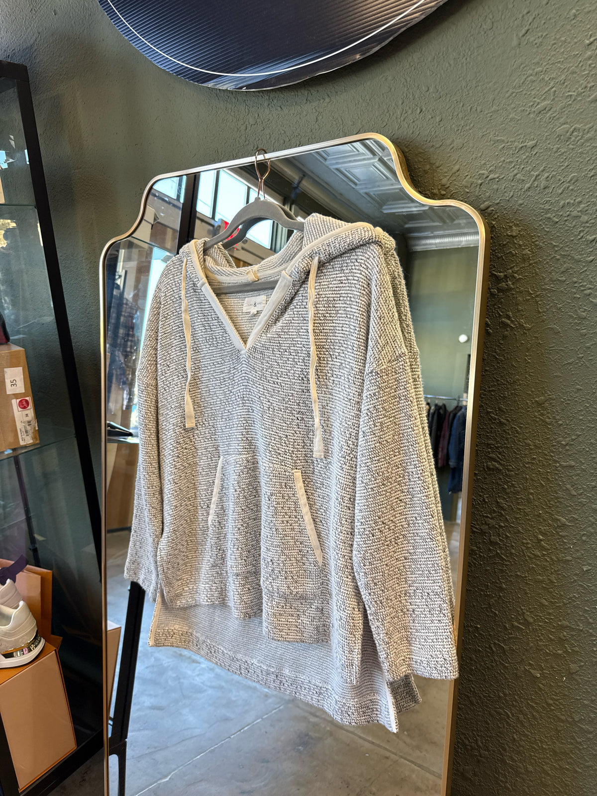 Lou & Grey Size M White/Gray Sweatshirt/Hoodie