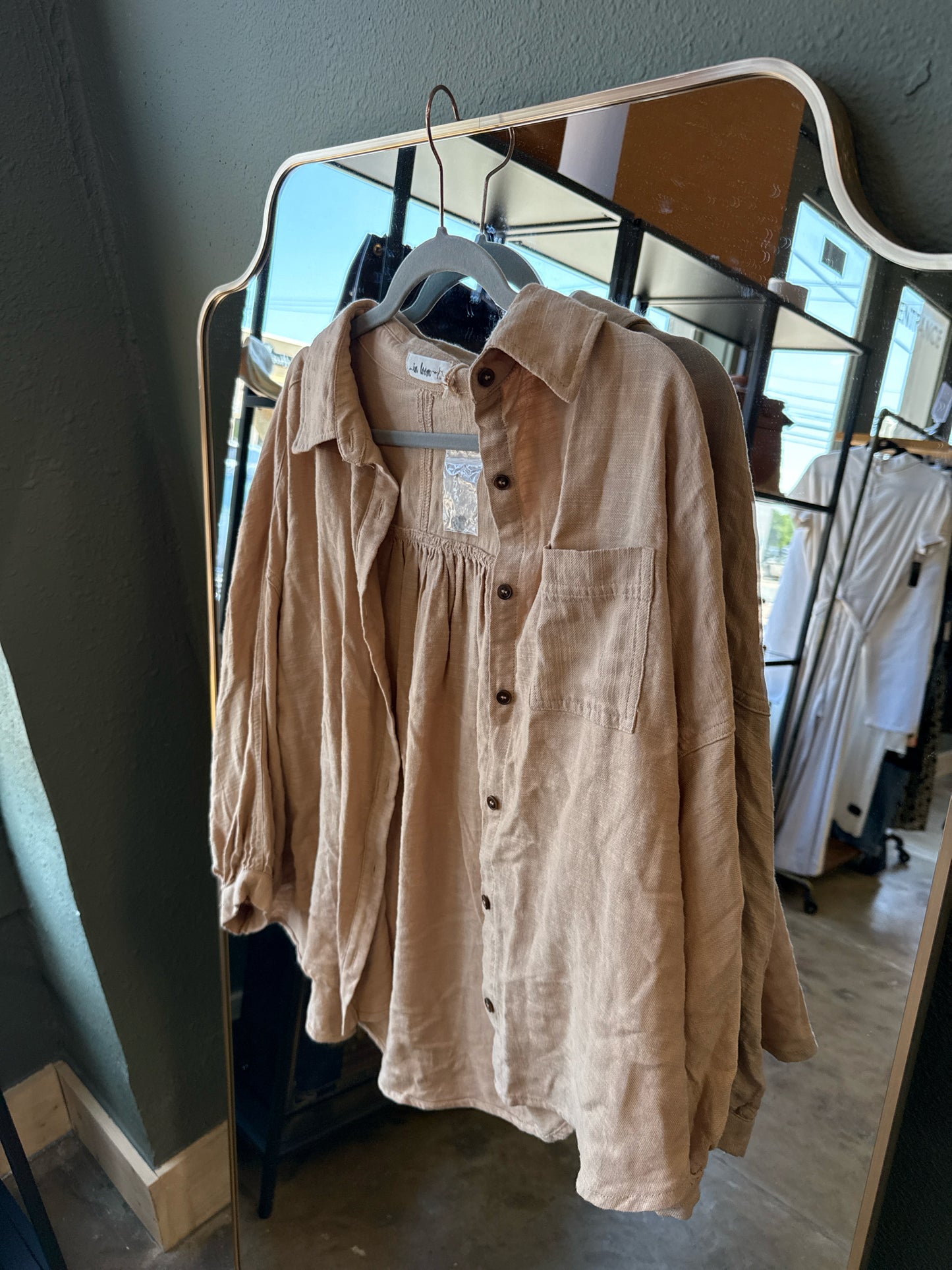 In Loom Size L Tan Shacket