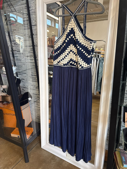 Skies Are Blue Size L Navy/Multi Crochet Detail Dress