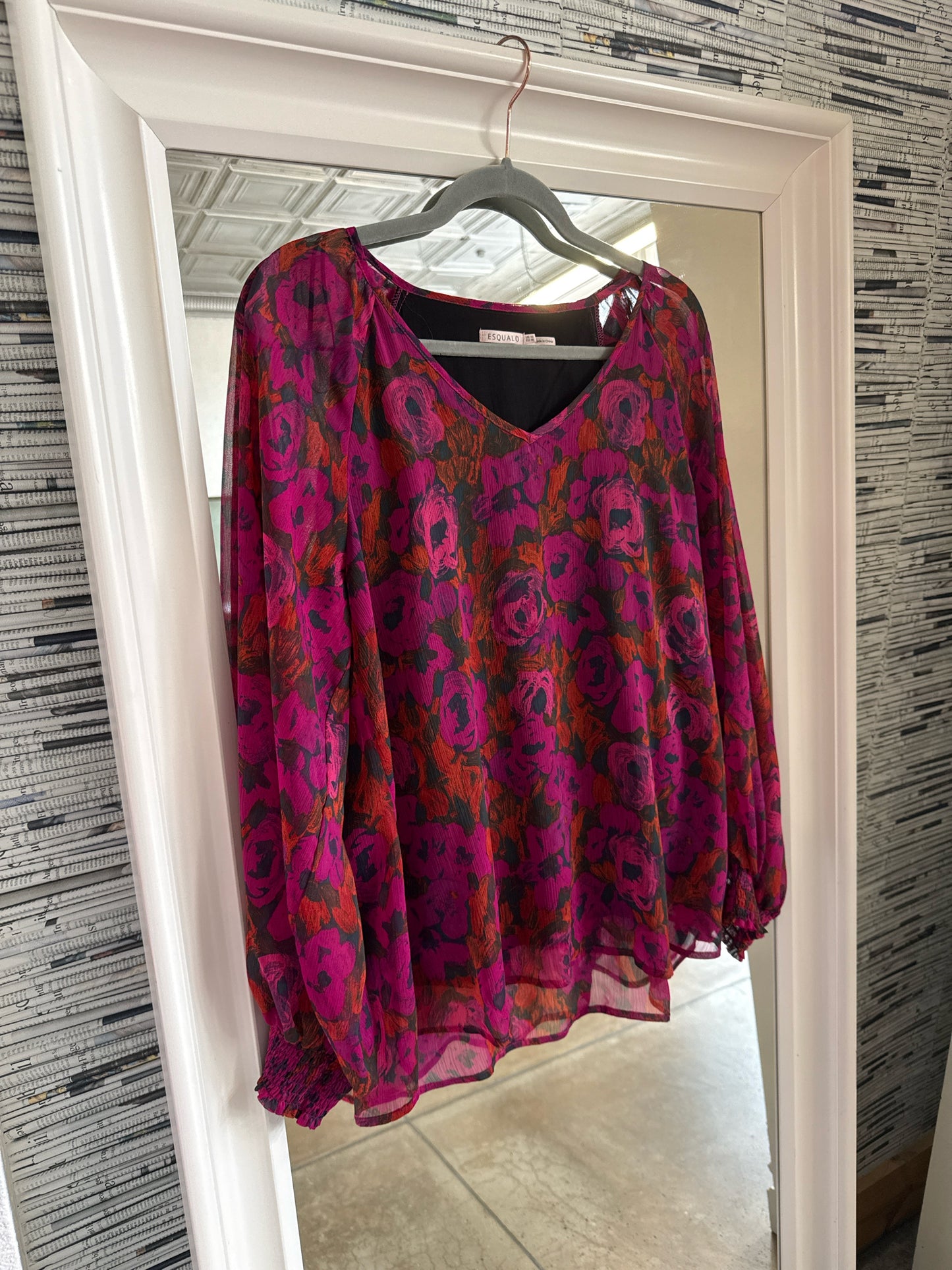 Esqualo Size 10 Magenta/multi Floral Top