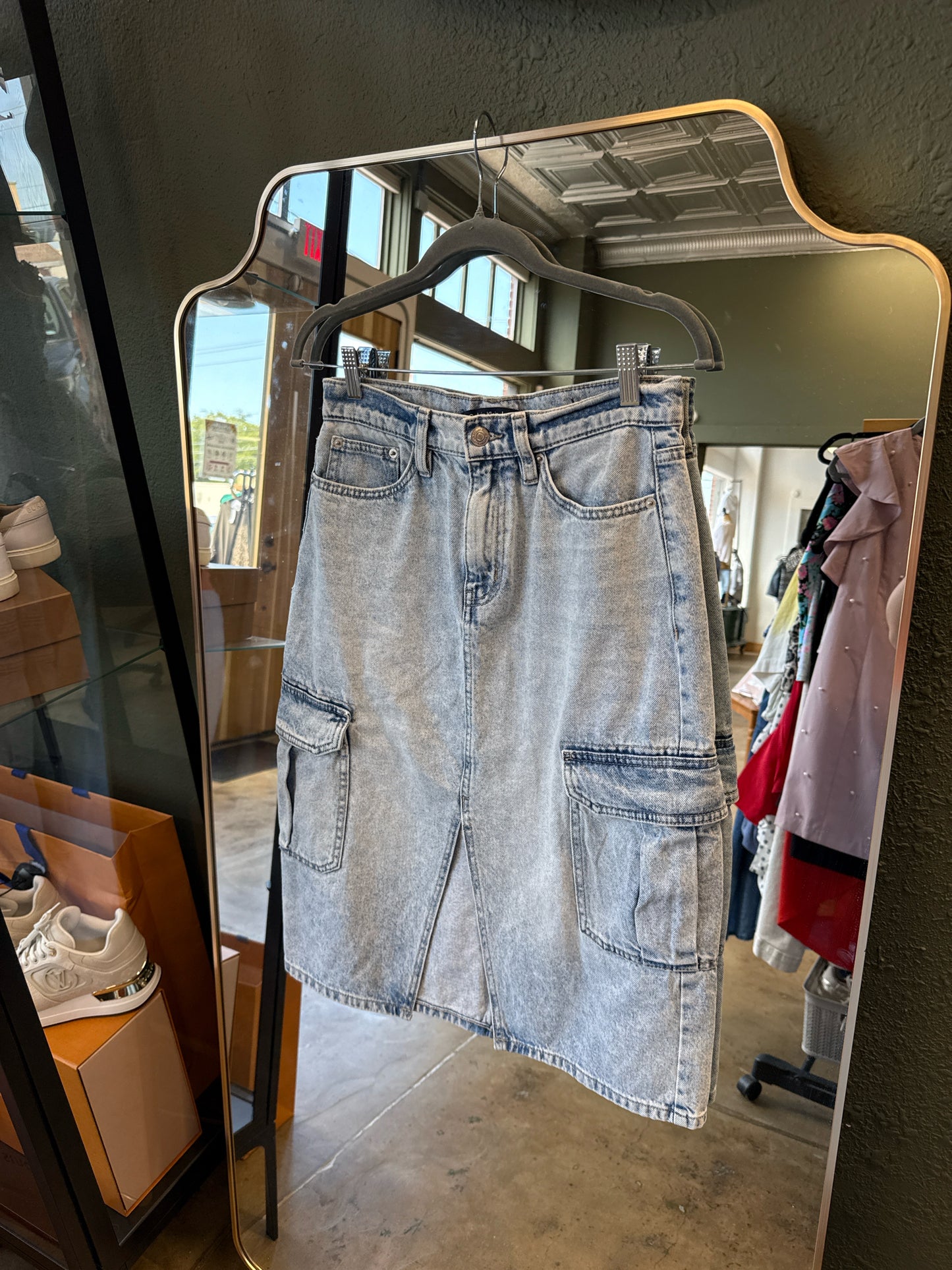 CALVIN KLEIN Size 28 Denim Skirt