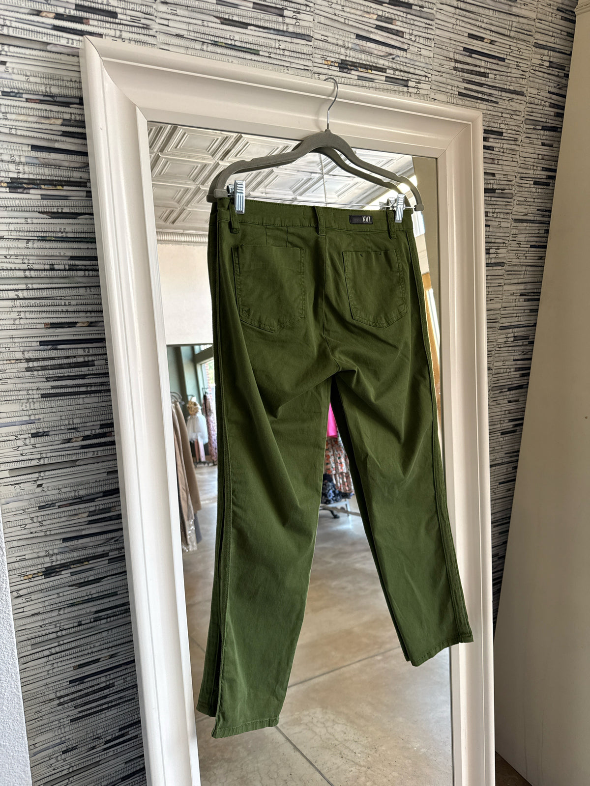 KUT Size 4 Green Pants