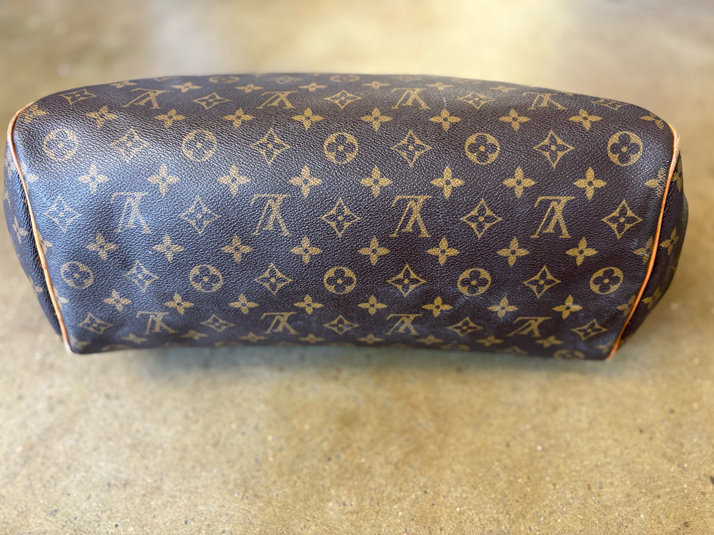 Louis Vuitton Brown Signature Luxury