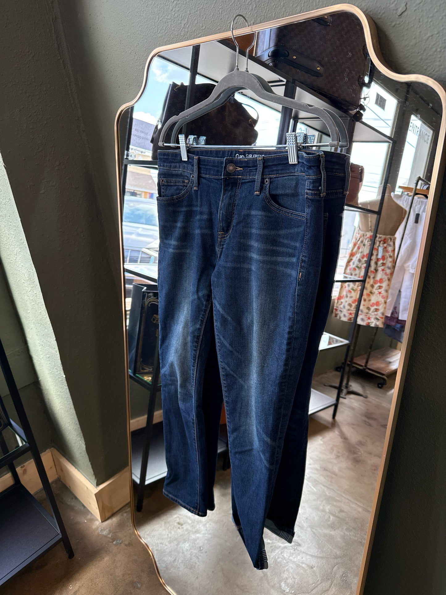 GAP Size 6/28 Denim Jeans