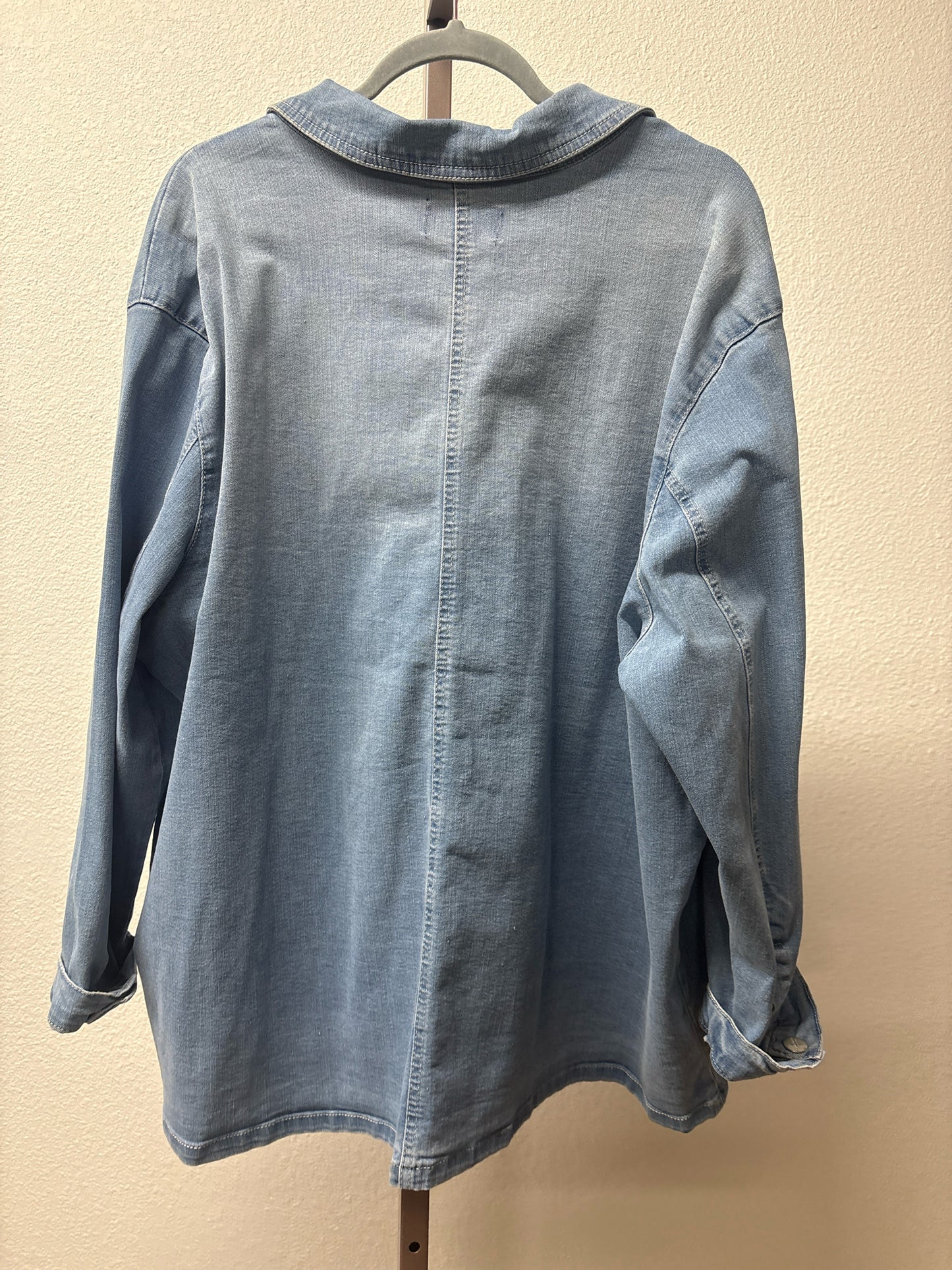 Jones & Co Size 2X Shacket