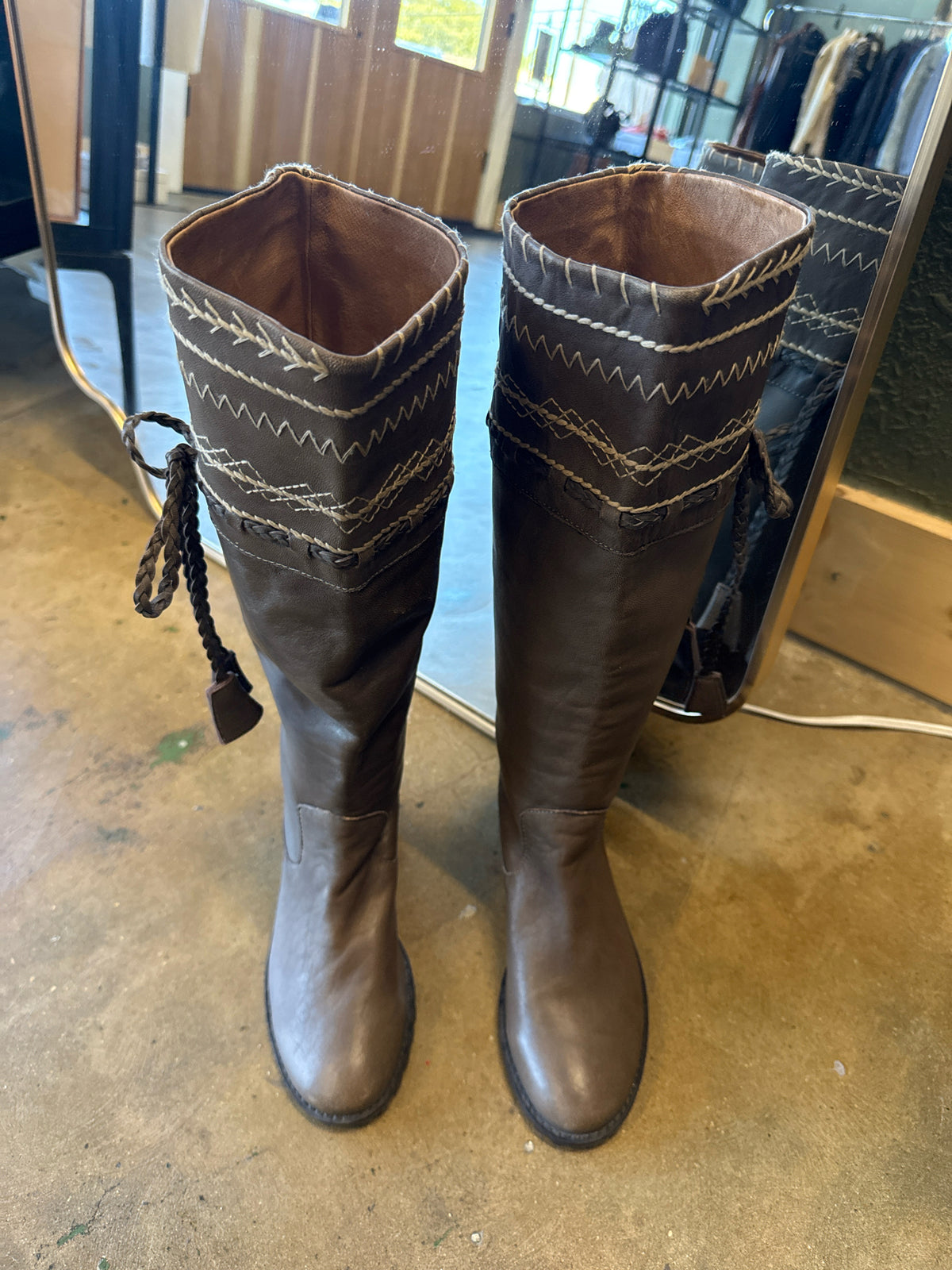 BETTYE MULLER Shoe Size 6 Brown Boots