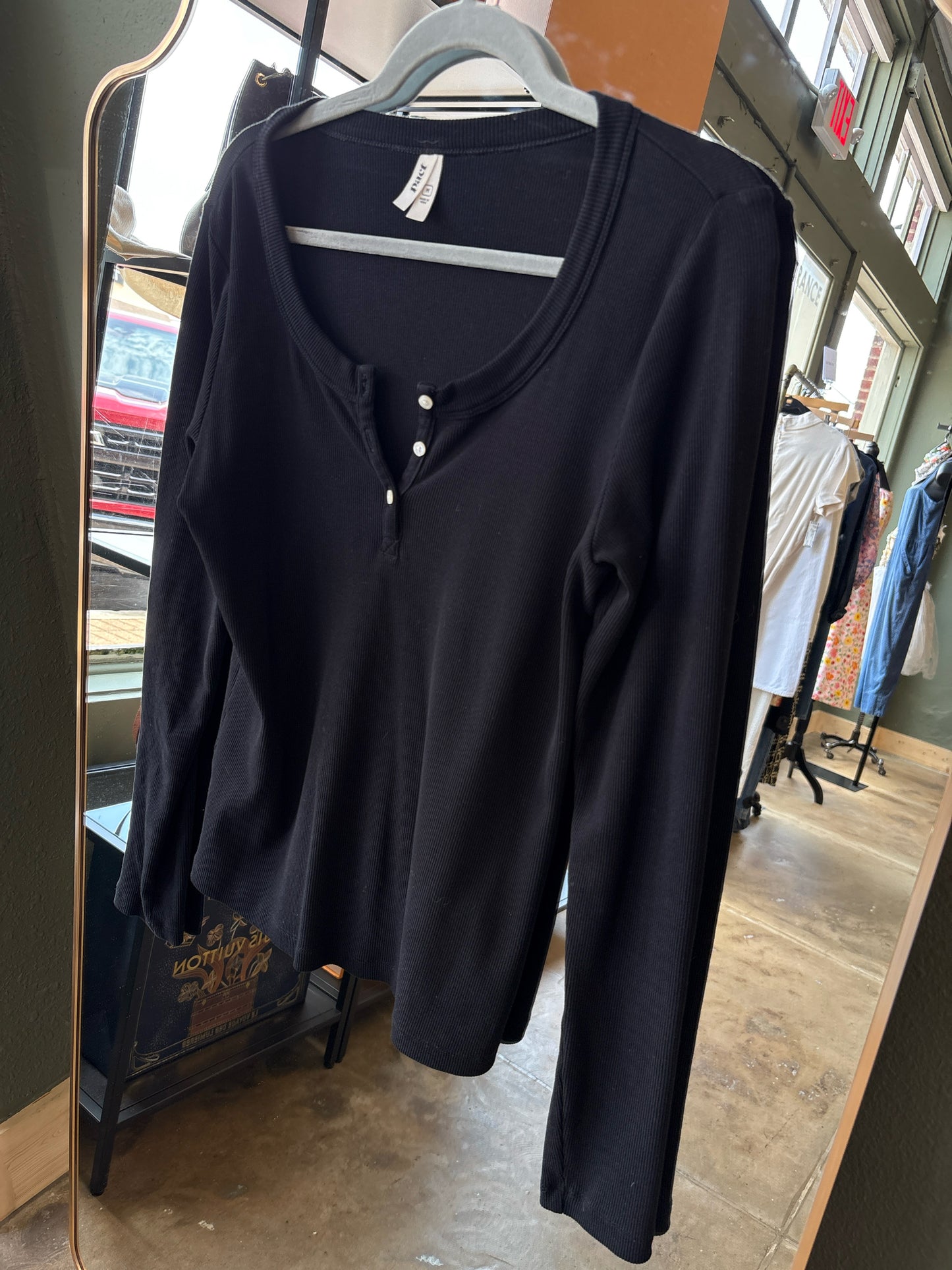 Pact Size M Black Long sleeve Top