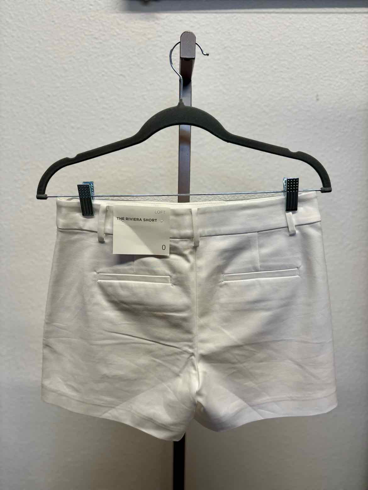 LOFT Size 0 White Shorts