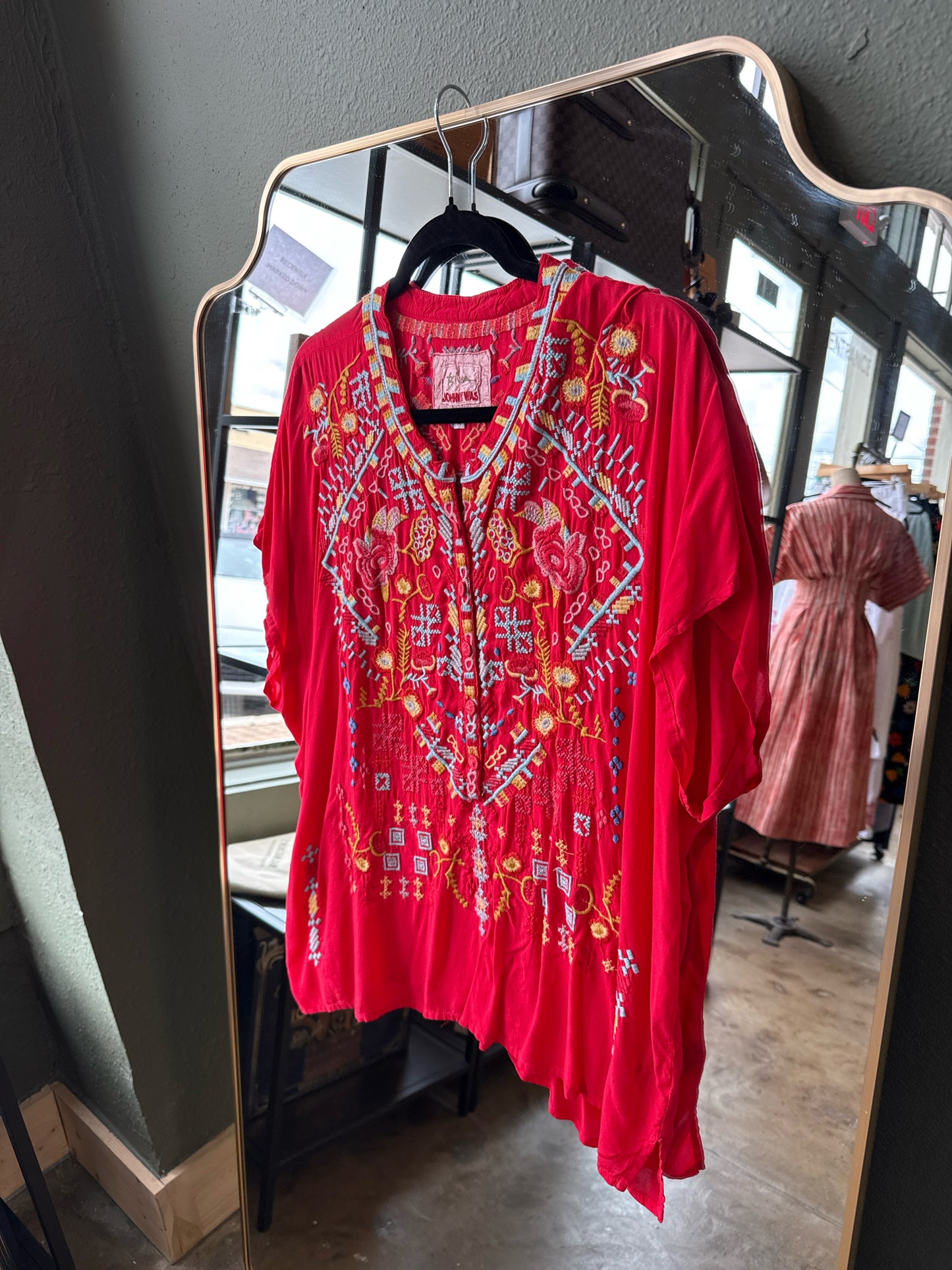 Johnny Was Size M Red Top
