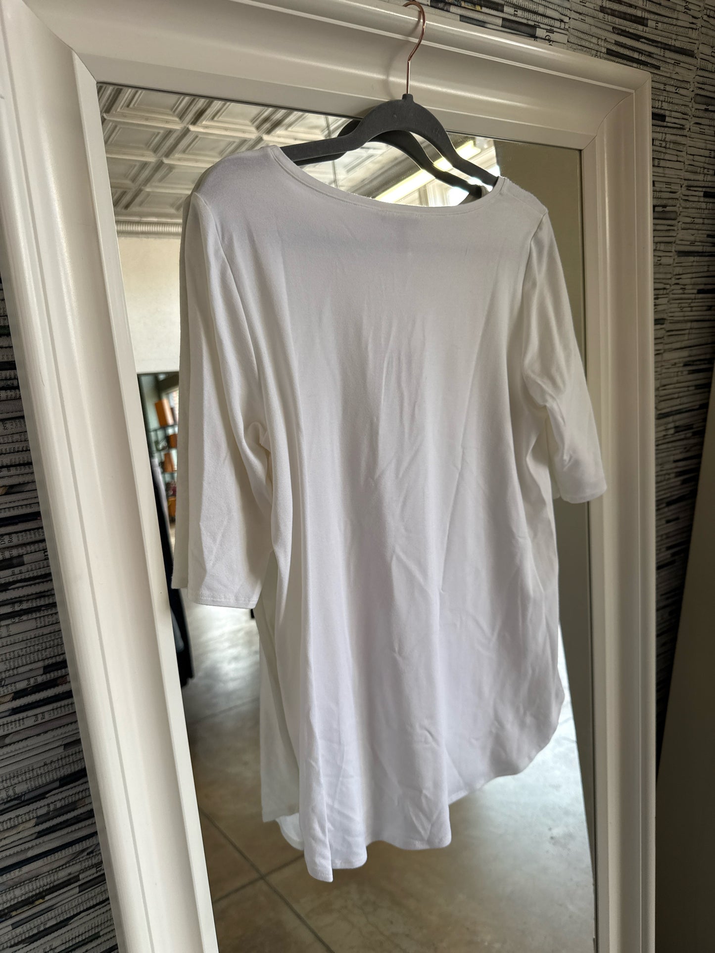 EILEEN FISHER Size M White Top