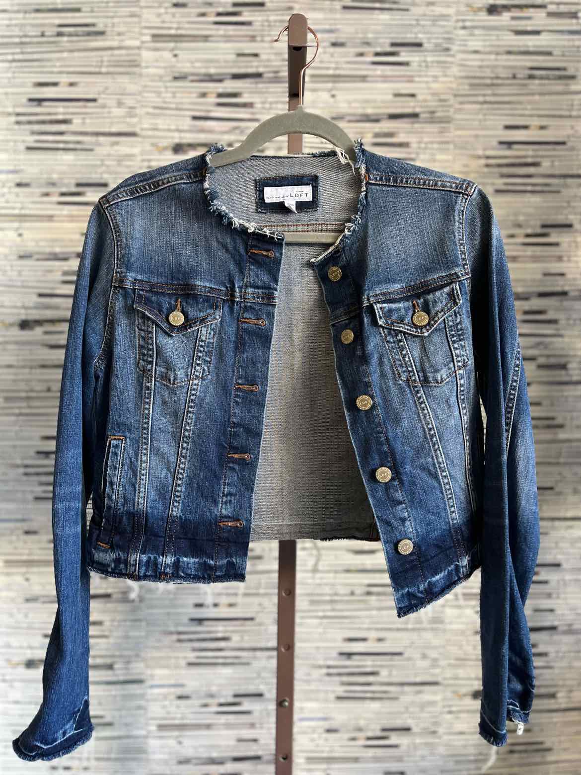 LOFT Size XS Denim crop Jacket