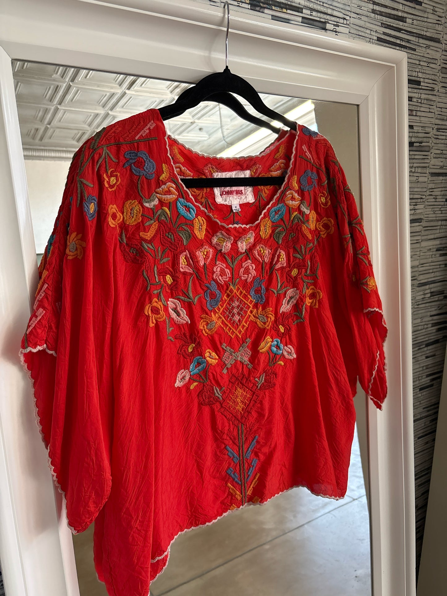 Johnny Was Size M Red Top
