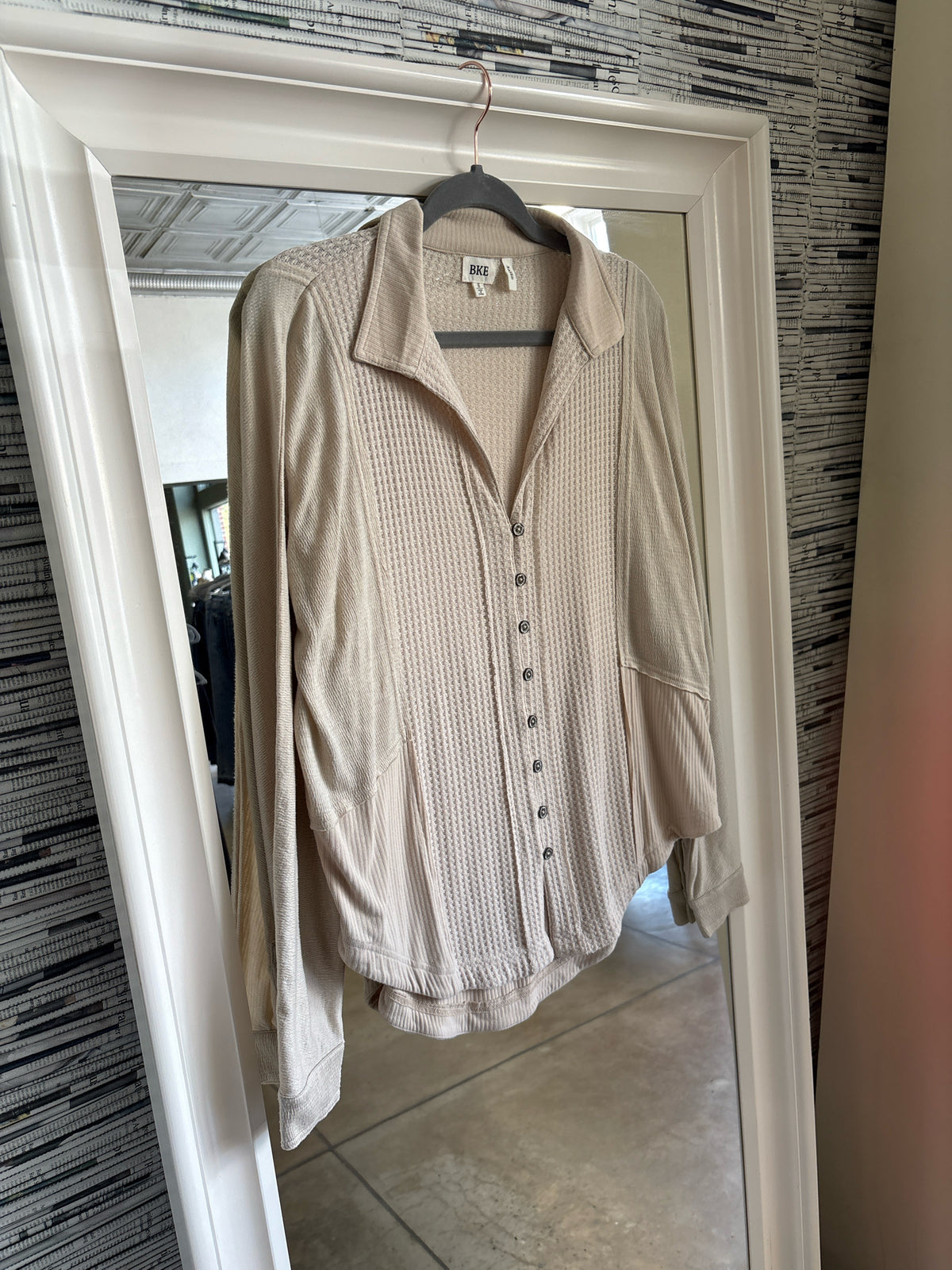 BKE Size S off white Top