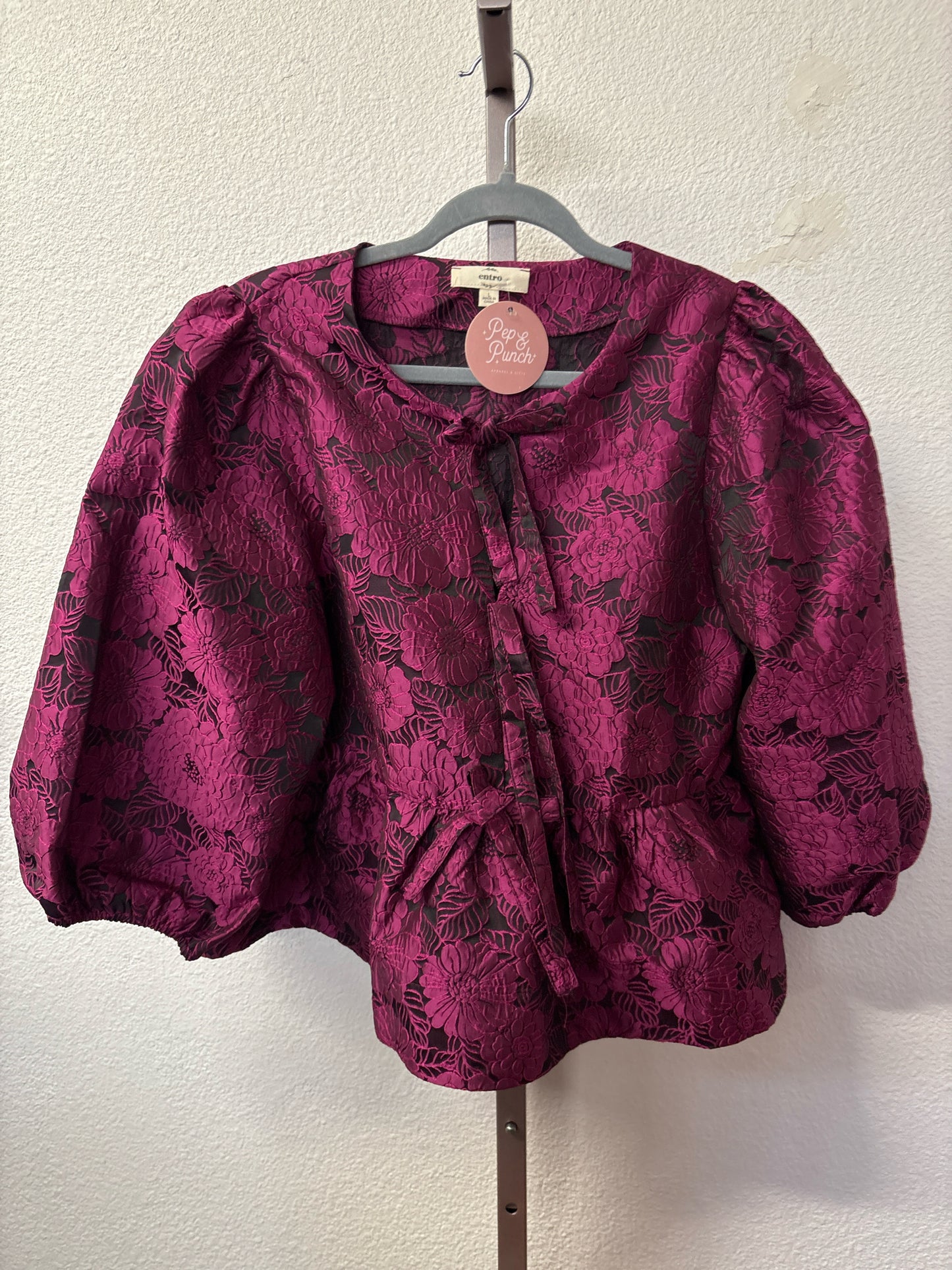 entro Size L Deep Purple Floral Top