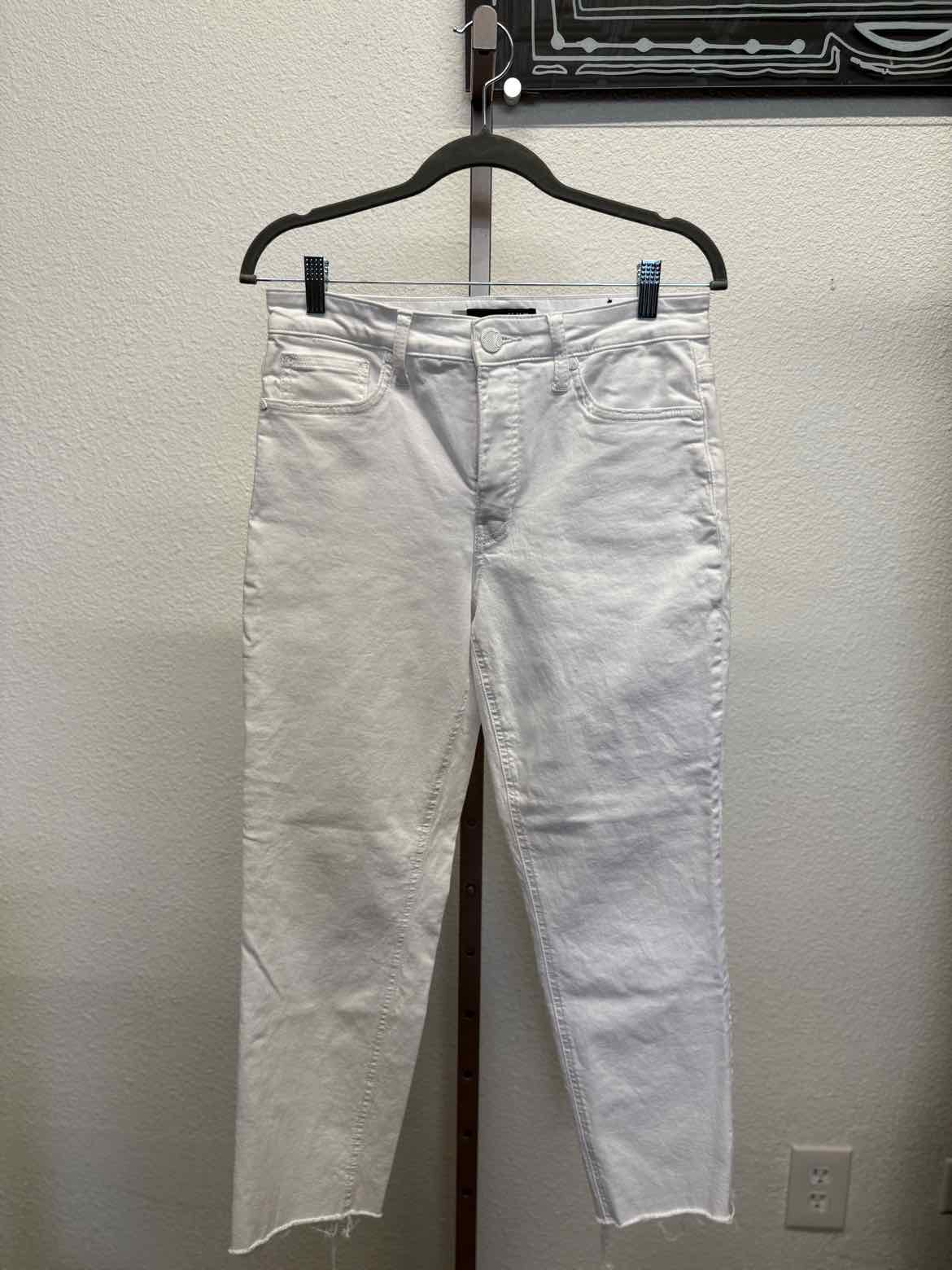 KUT Size 8 White Distressed Hem Jeans