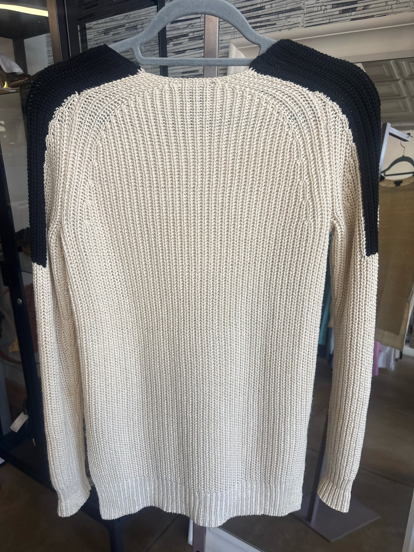 ANN TAYLOR Size SP Cream/Black Knit Sweater