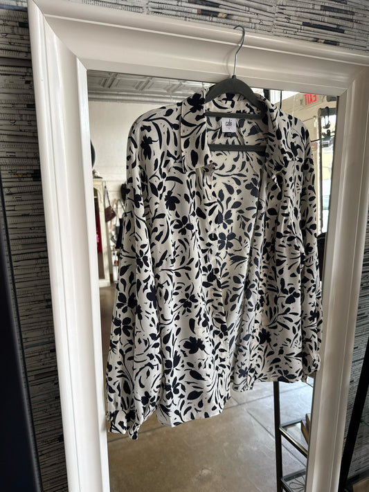 Cabi Size S White/Black Floral Top