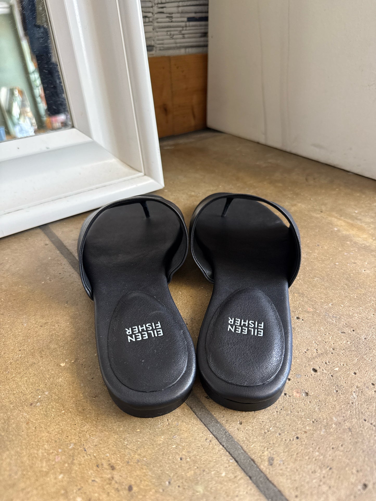 EILEEN FISHER Shoe Size 10 Black Sandals