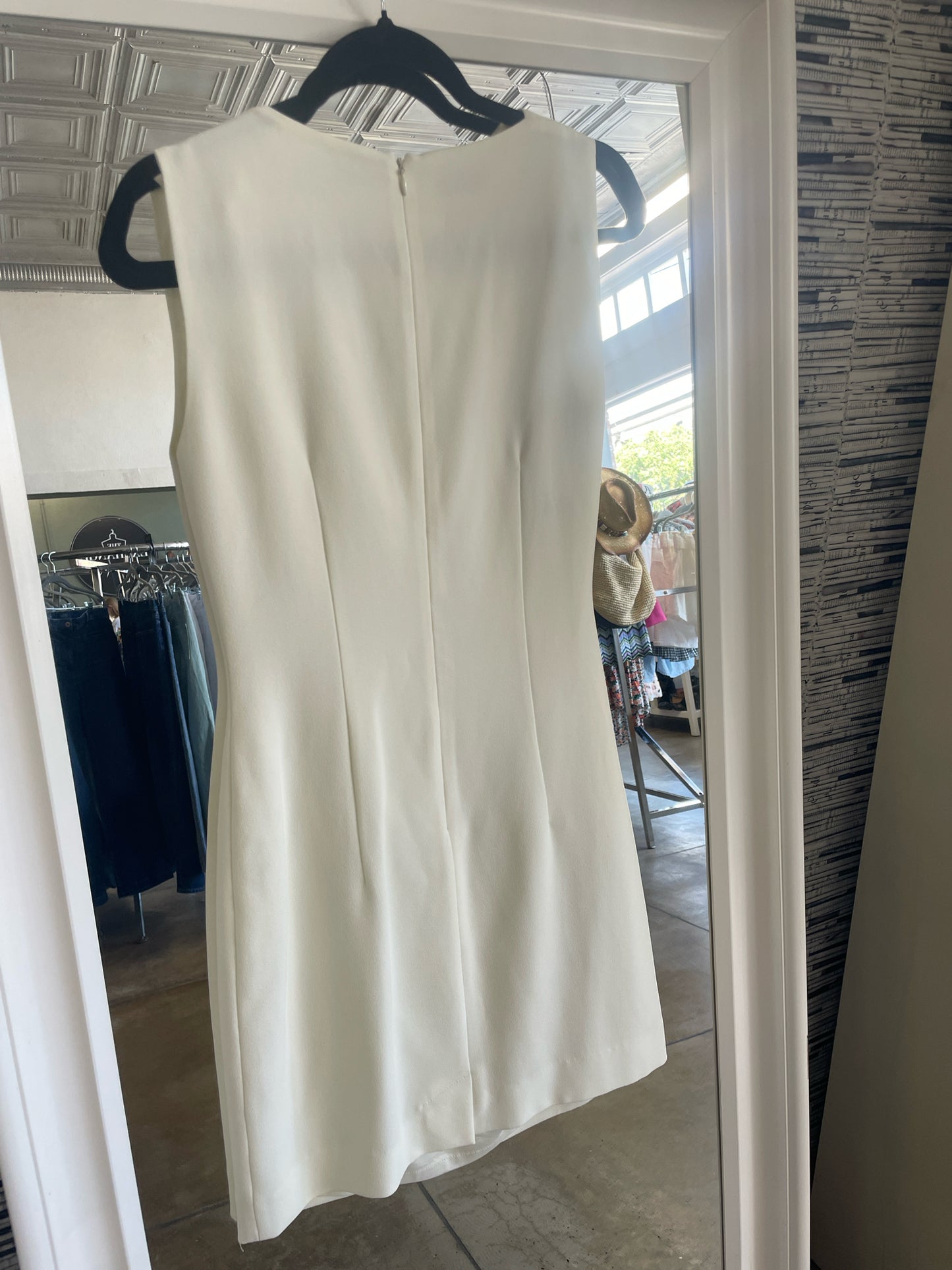 Moschino Size 8 Ivory Dress