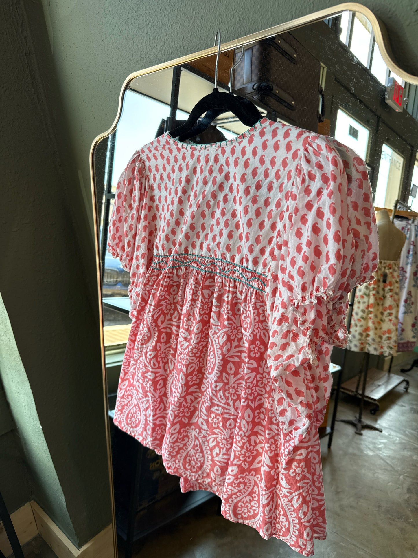 Sister Mary Size XL Pink/multi Top
