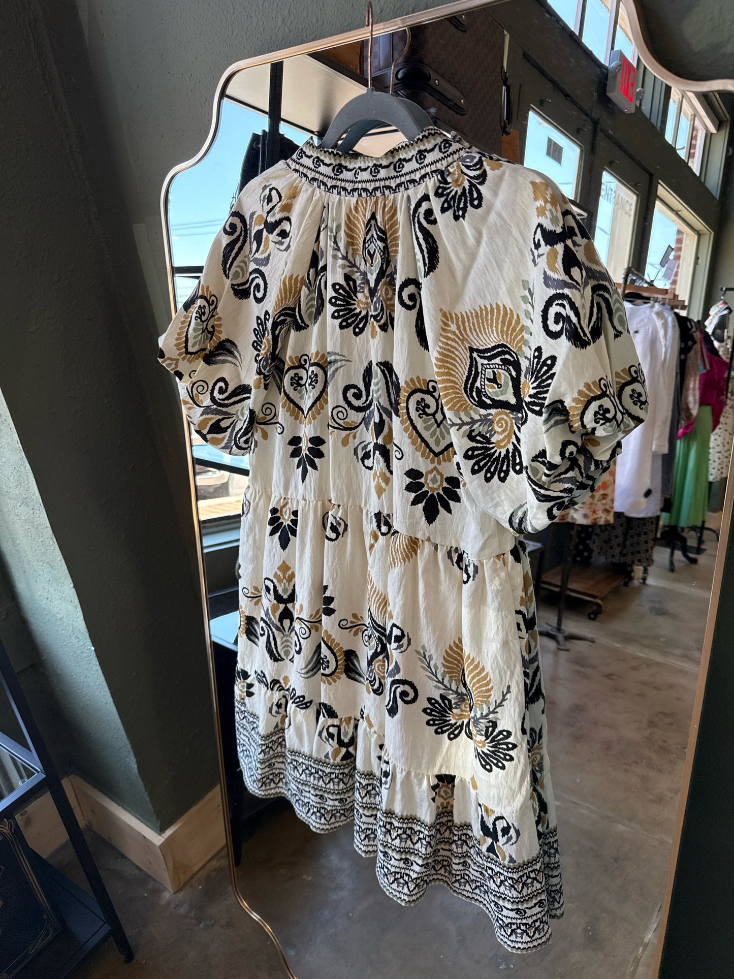 Umgee Size S Cream/multi Dress
