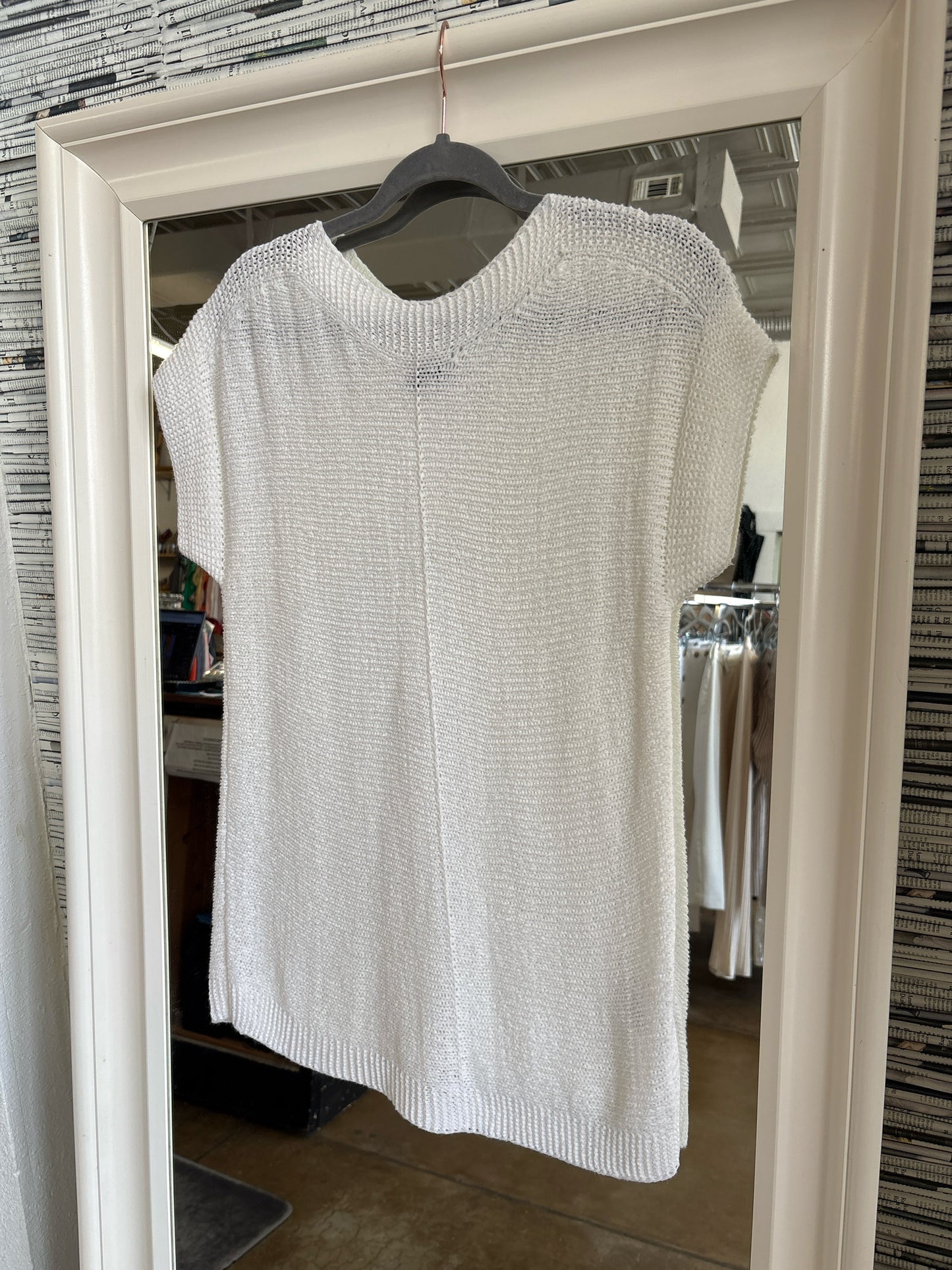 Cable & Gauge Size M White Top