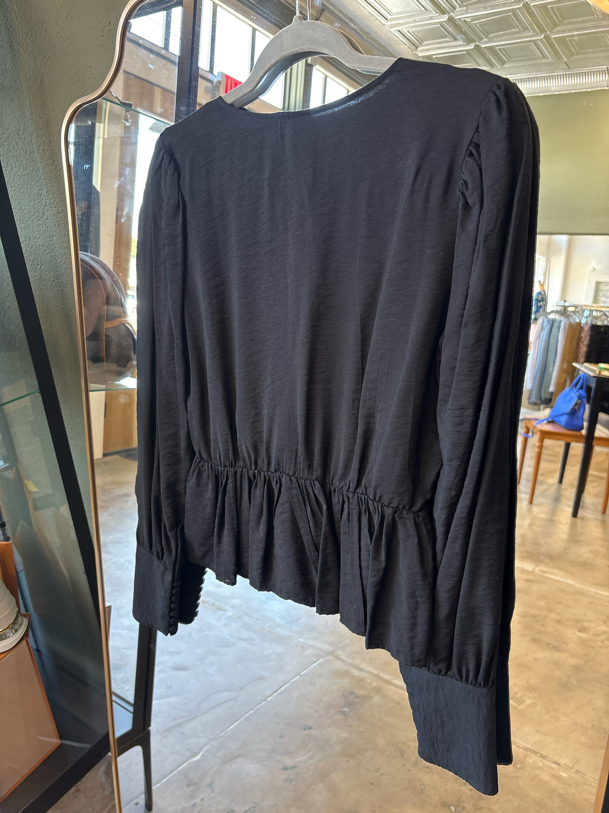 H & M Size 4 Black Top