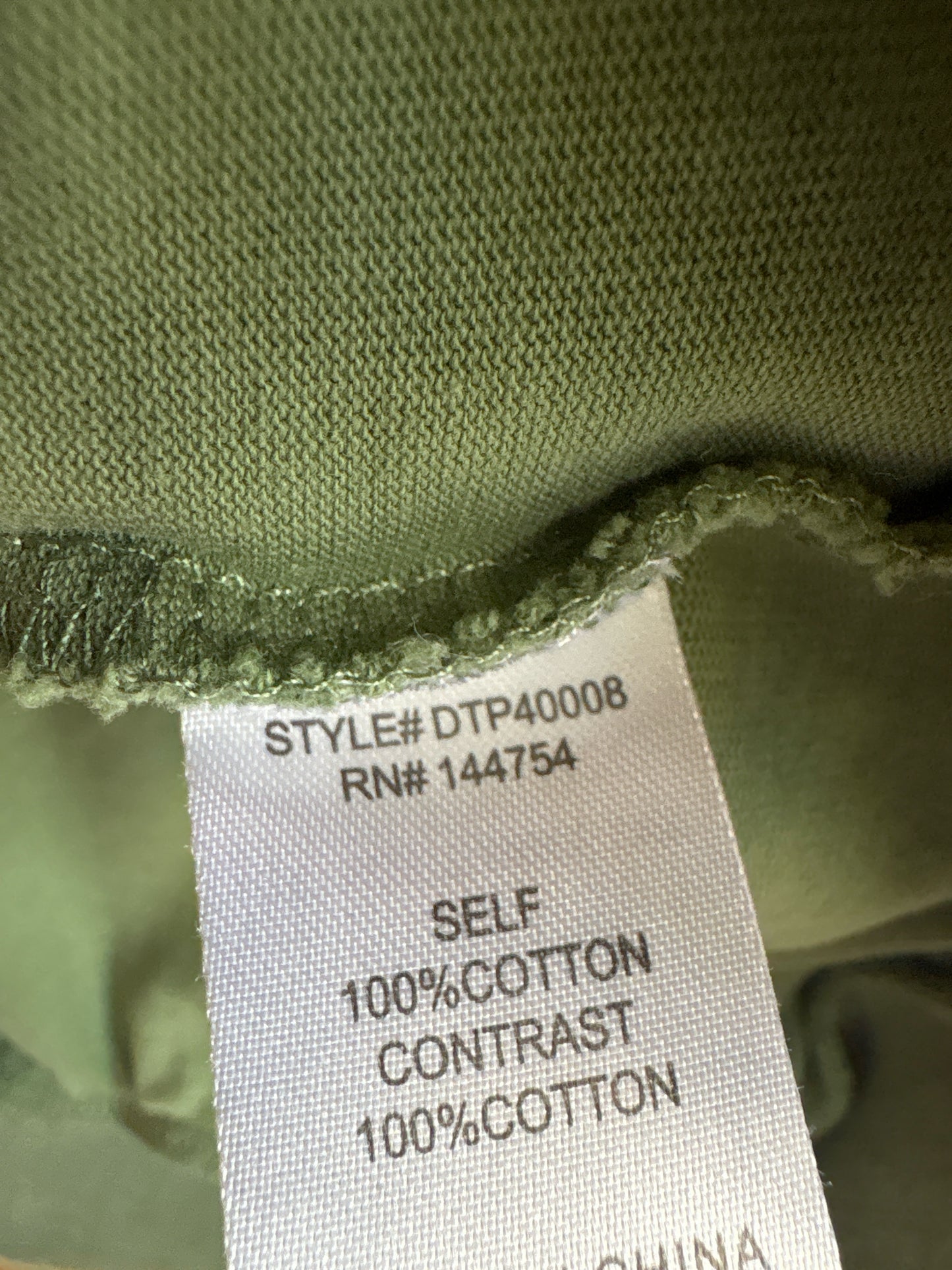 Davi & Dani Size M Green Two PC Set