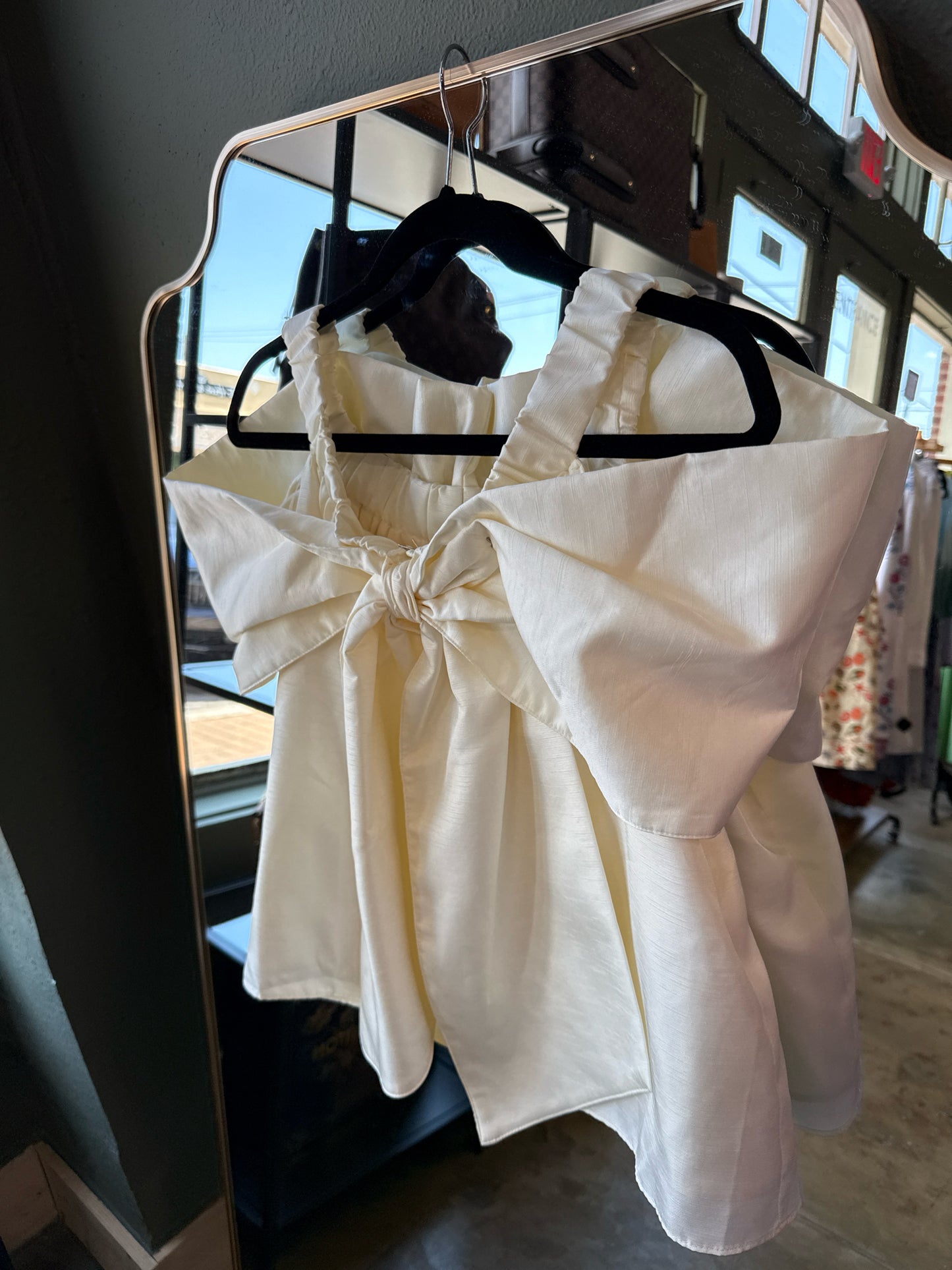 Fate Size M Cream Top