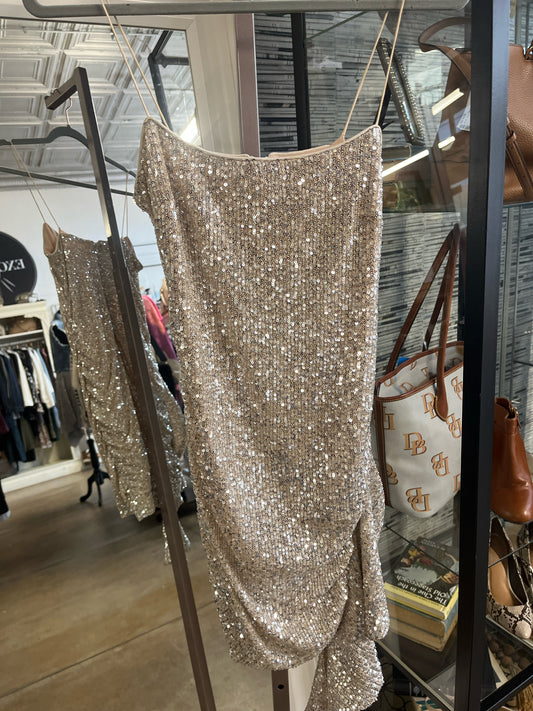LIKELY Size 6 Gold Sequin Dress