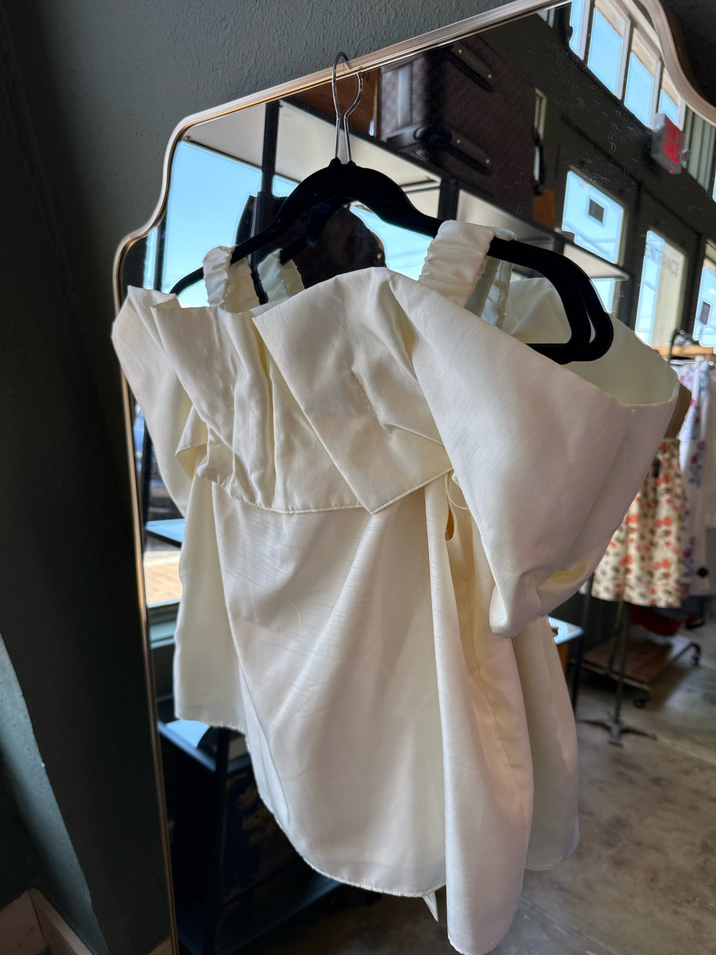 Fate Size M Cream Top