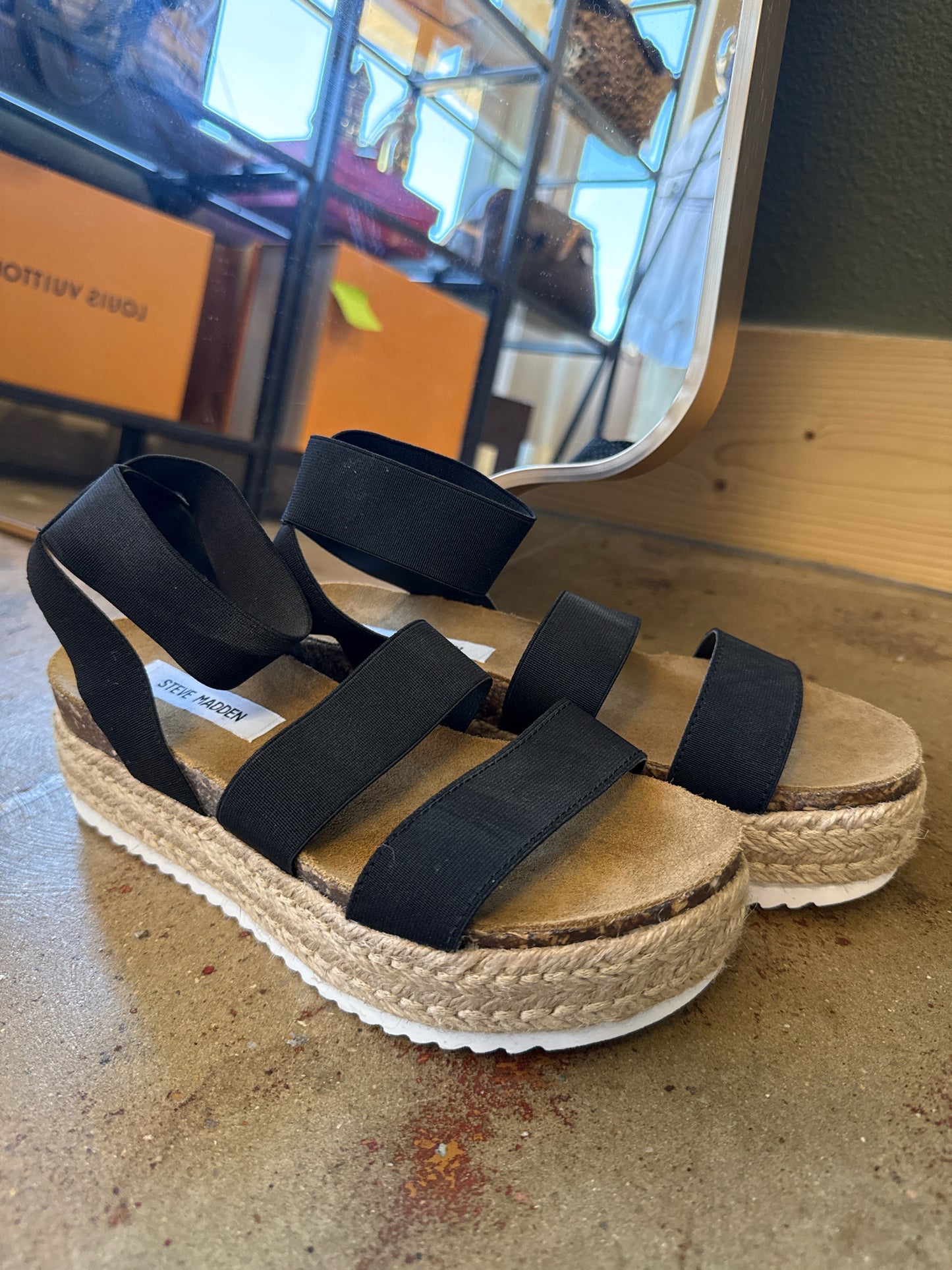 Steve Madden Shoe Size 8 Black Sandals