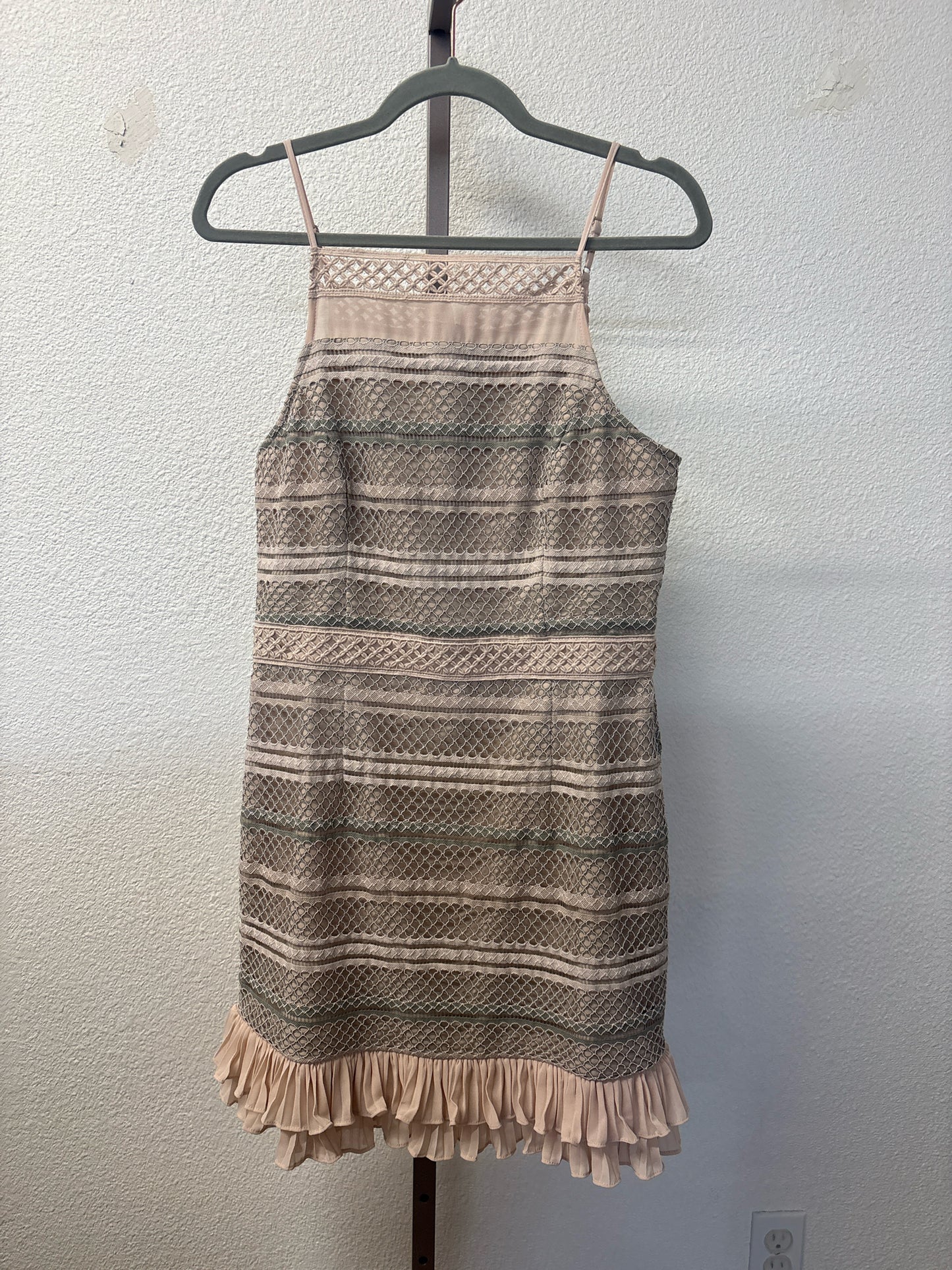Adelyn Rae Size M Pink/Gray spagetti strap Dress